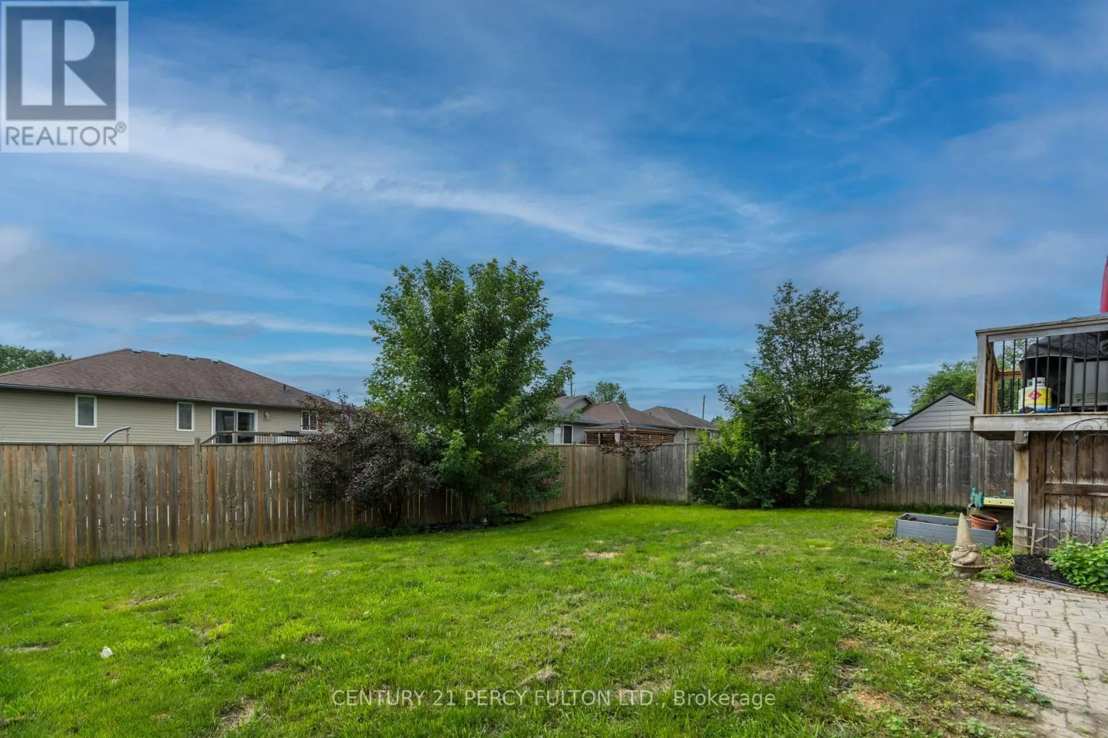 28 FREEDOM CRESCENT