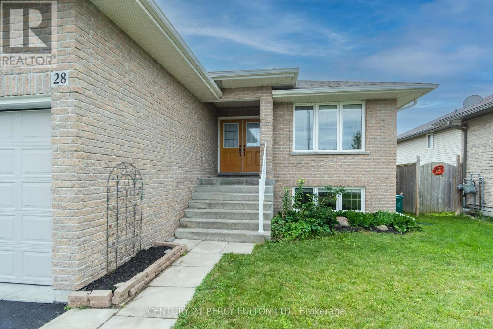 28 FREEDOM CRESCENT
