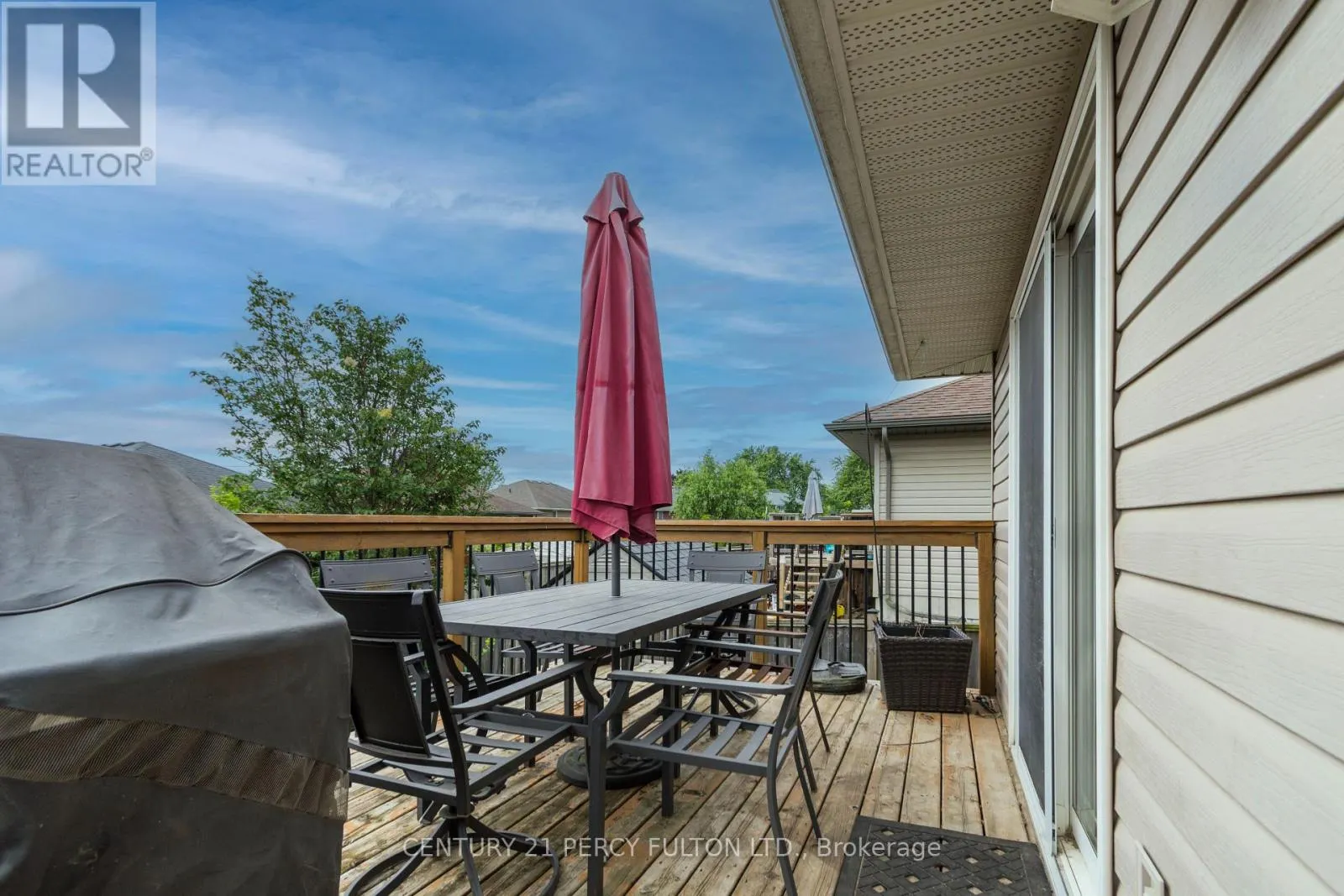 28 FREEDOM CRESCENT