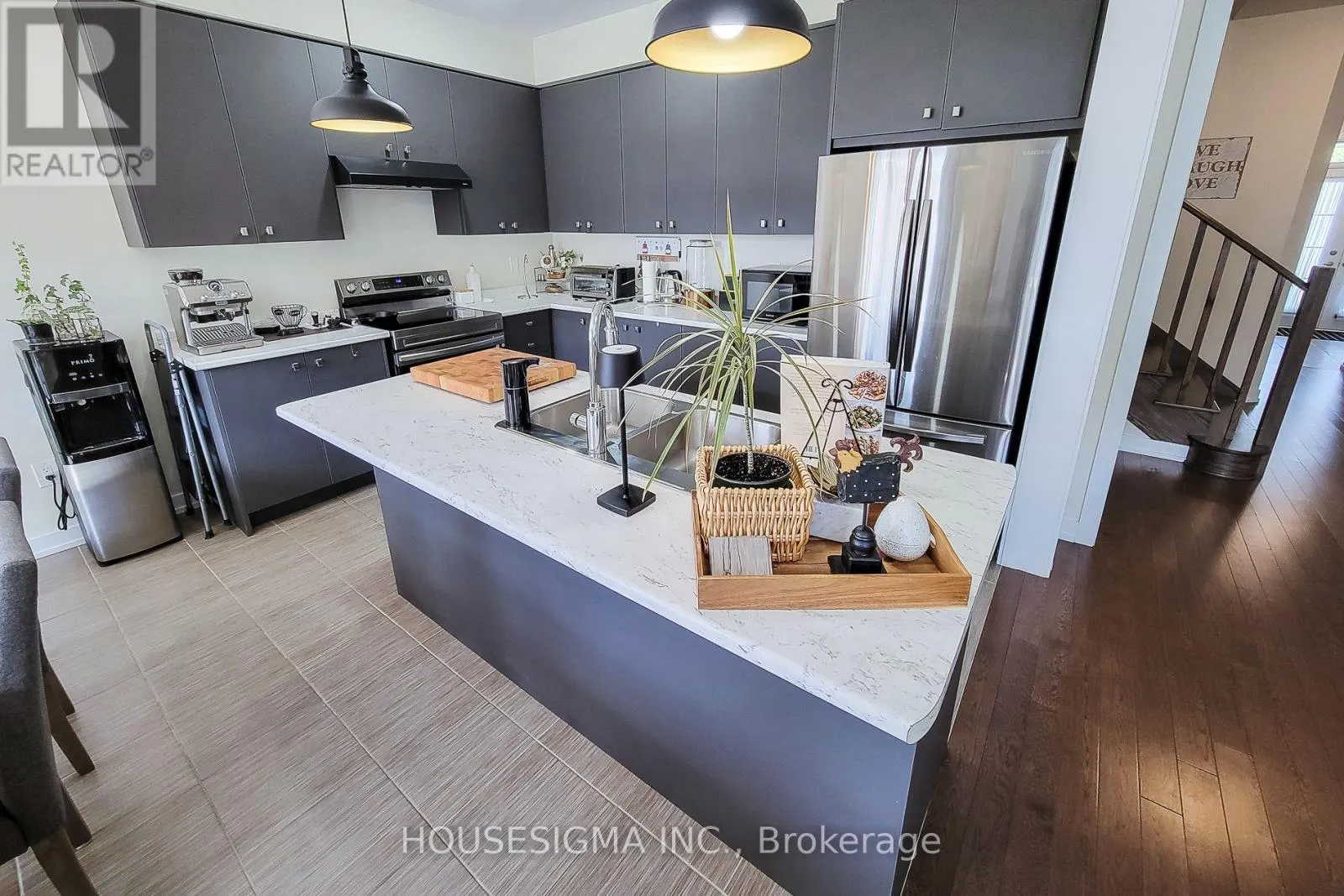 92 SUNDIN DRIVE