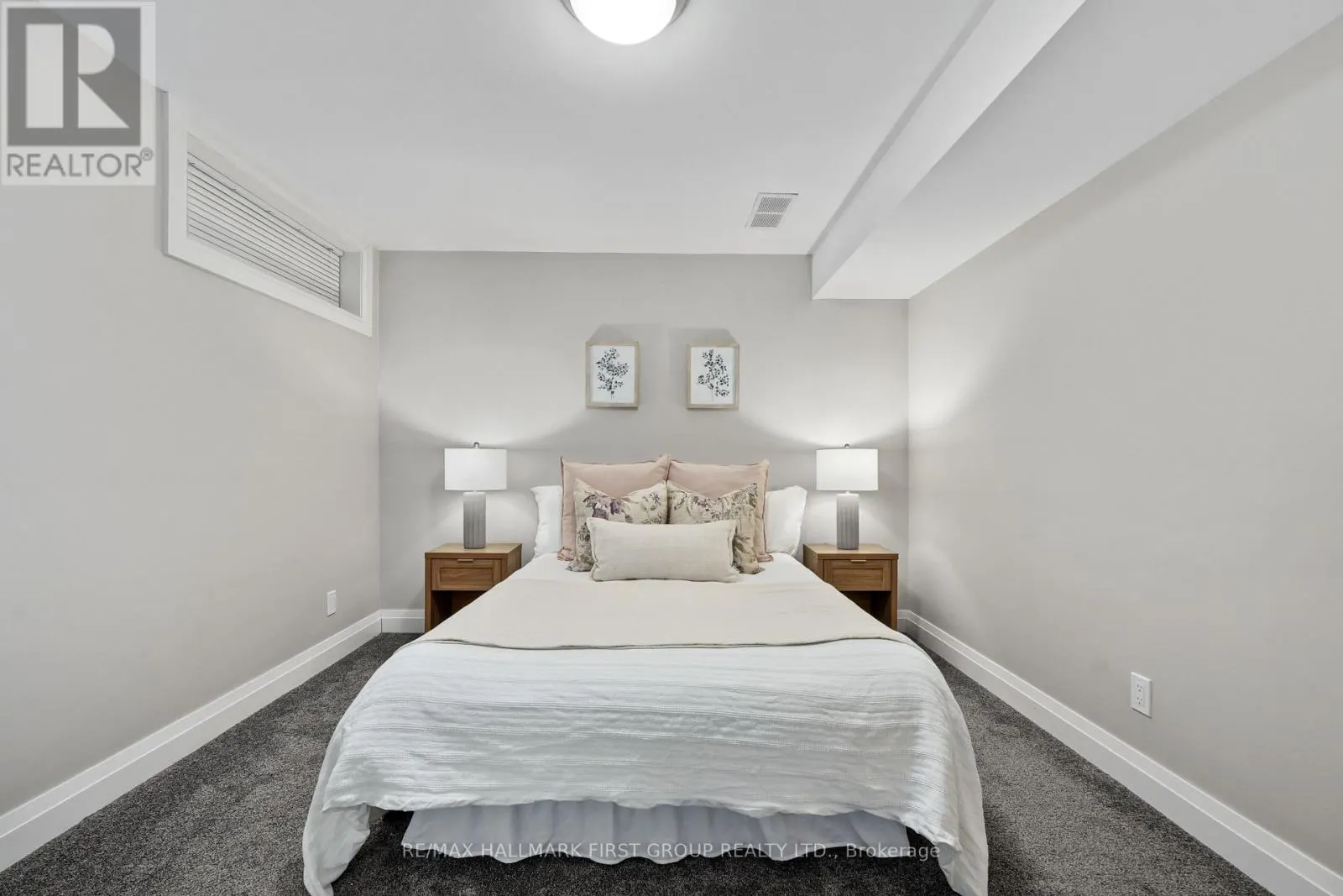 75 EAST HOUSE CRESCENT