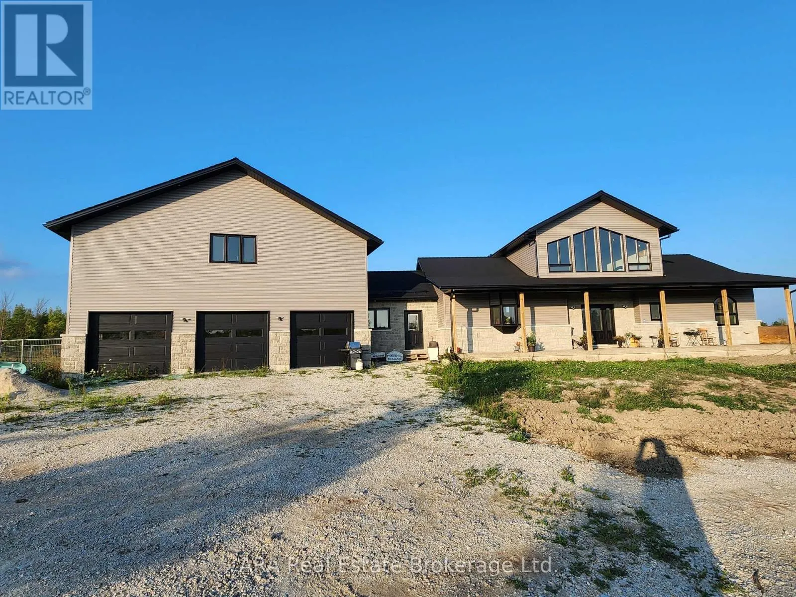 245421 22 SIDE ROAD