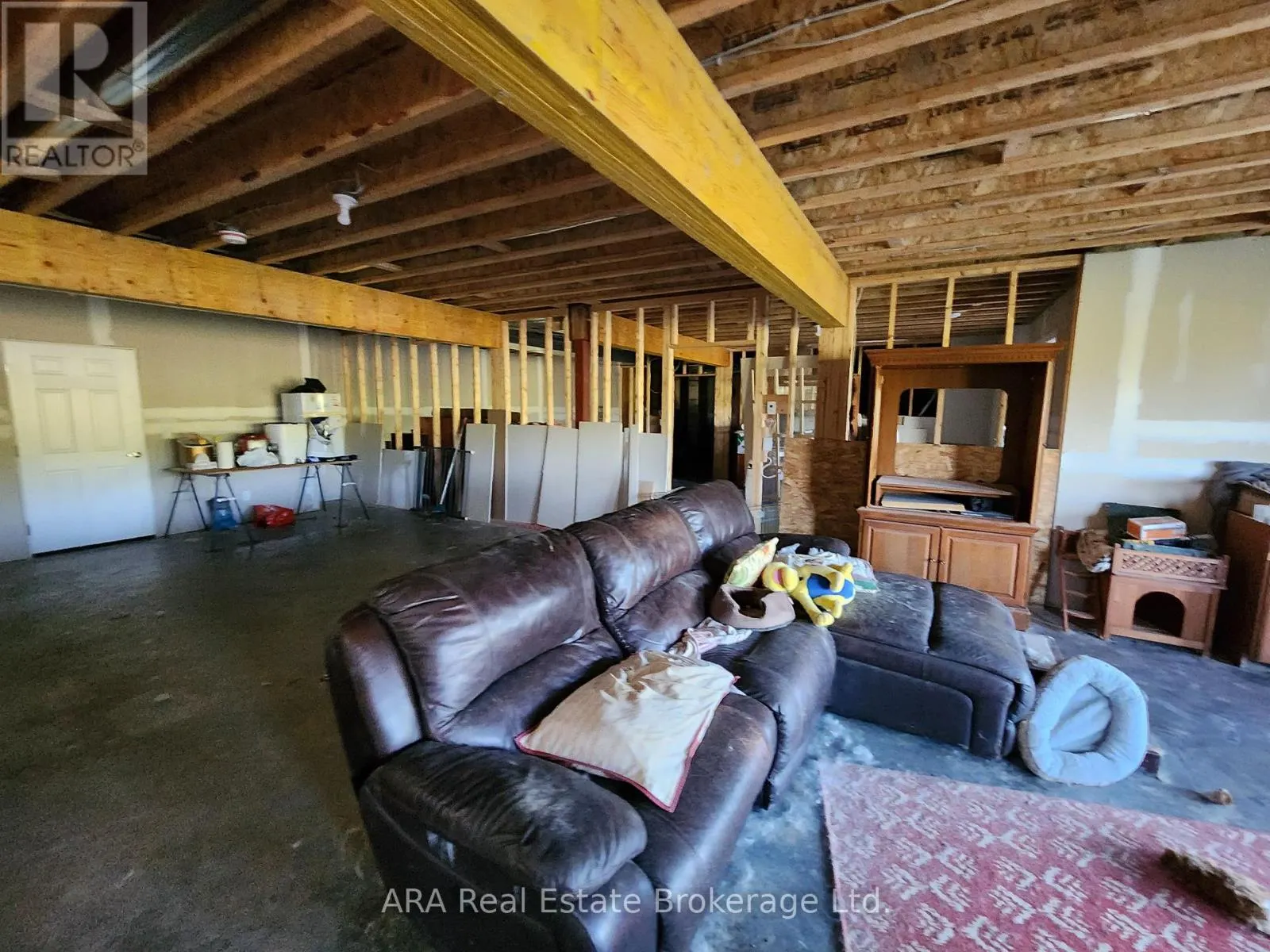 245421 22 SIDE ROAD