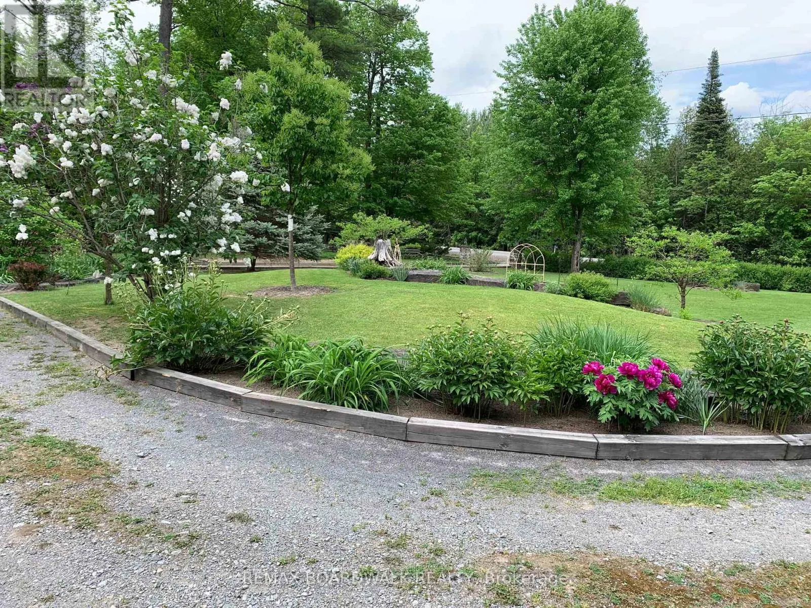431 GOLDEN LINE ROAD