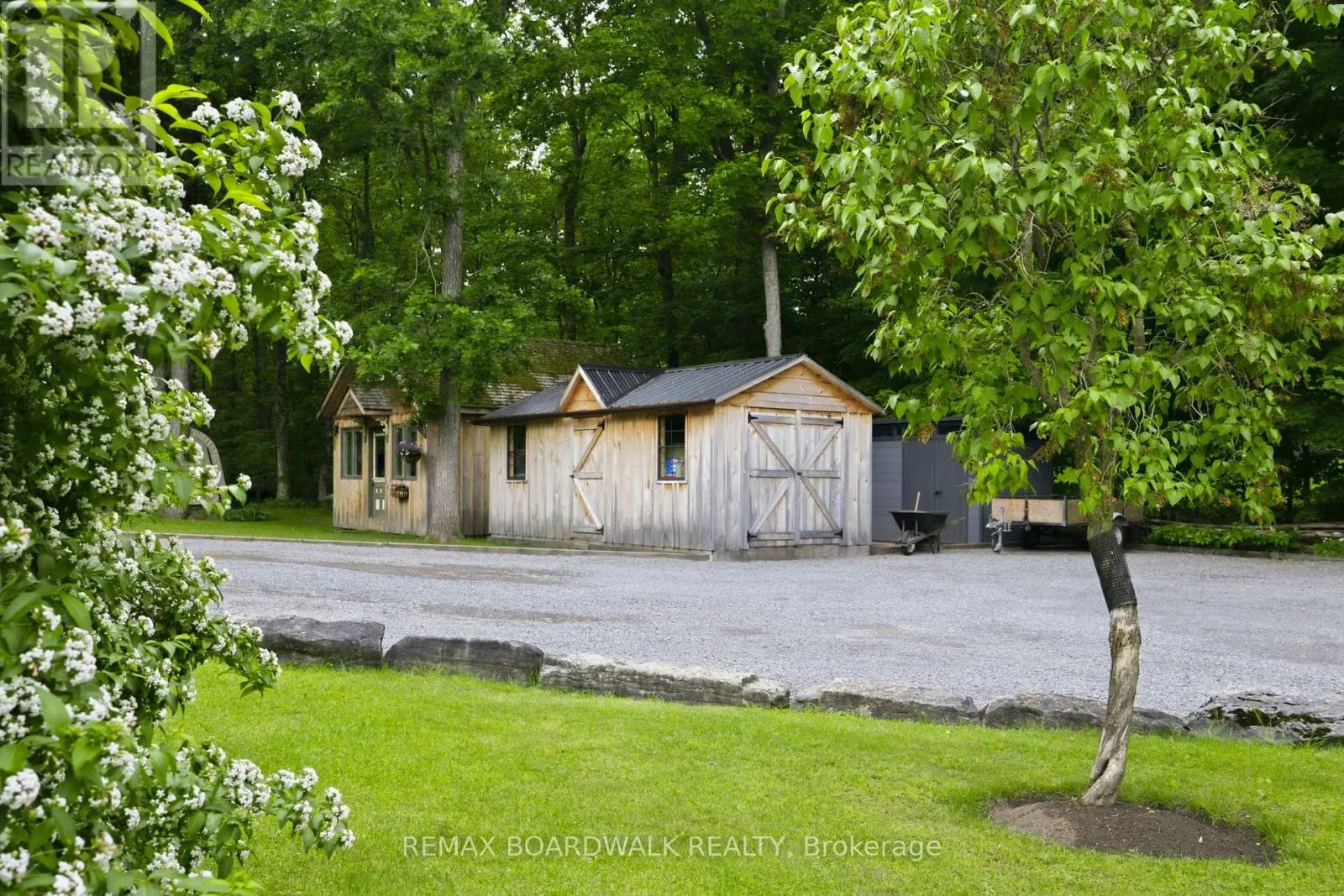 431 GOLDEN LINE ROAD