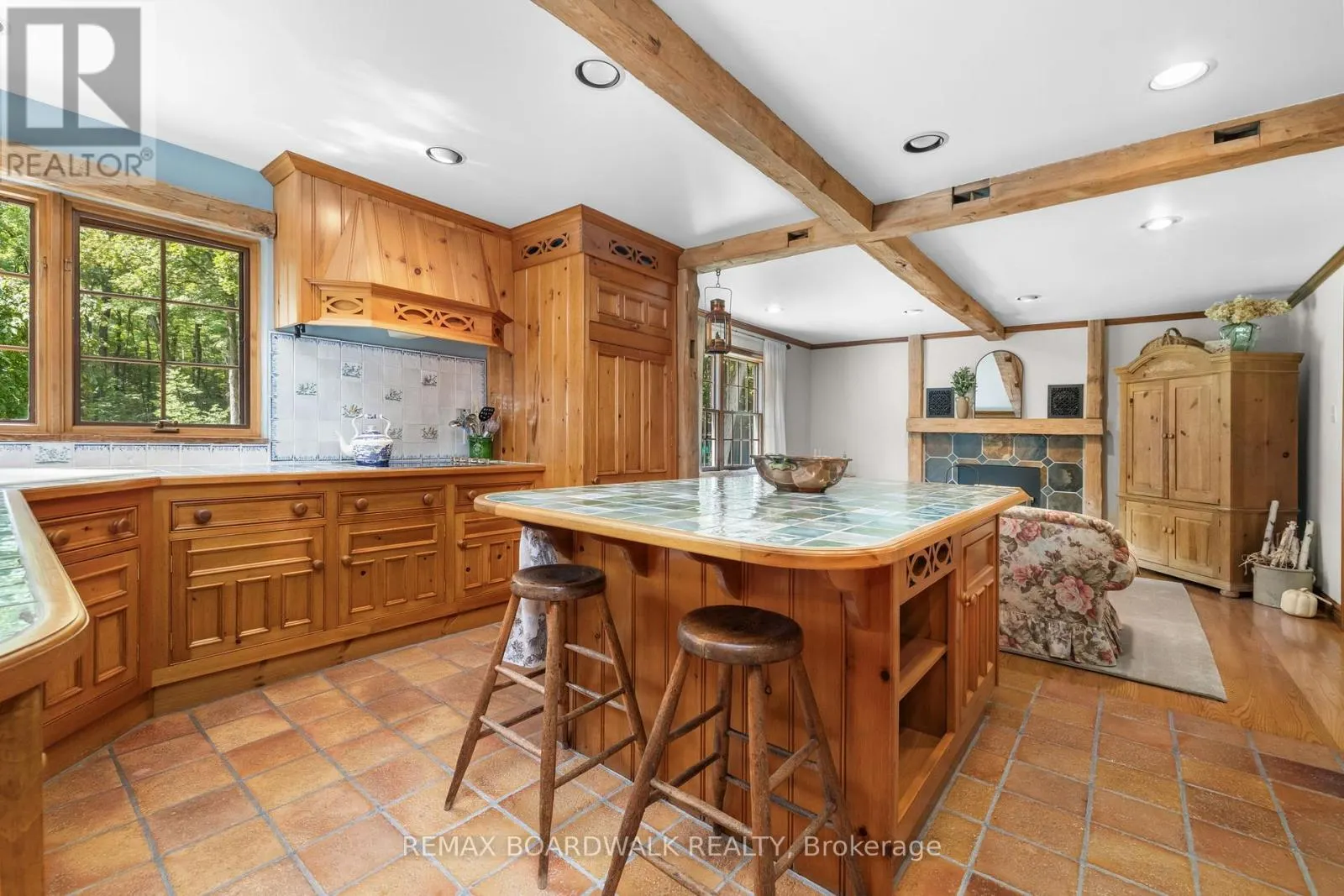 431 GOLDEN LINE ROAD
