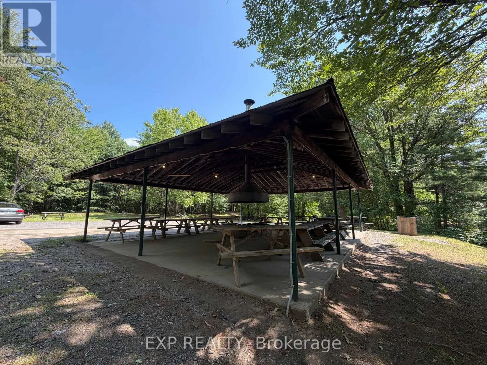 740 POPLAR CRES - 1047 BONNIE LAKE CAMP ROAD