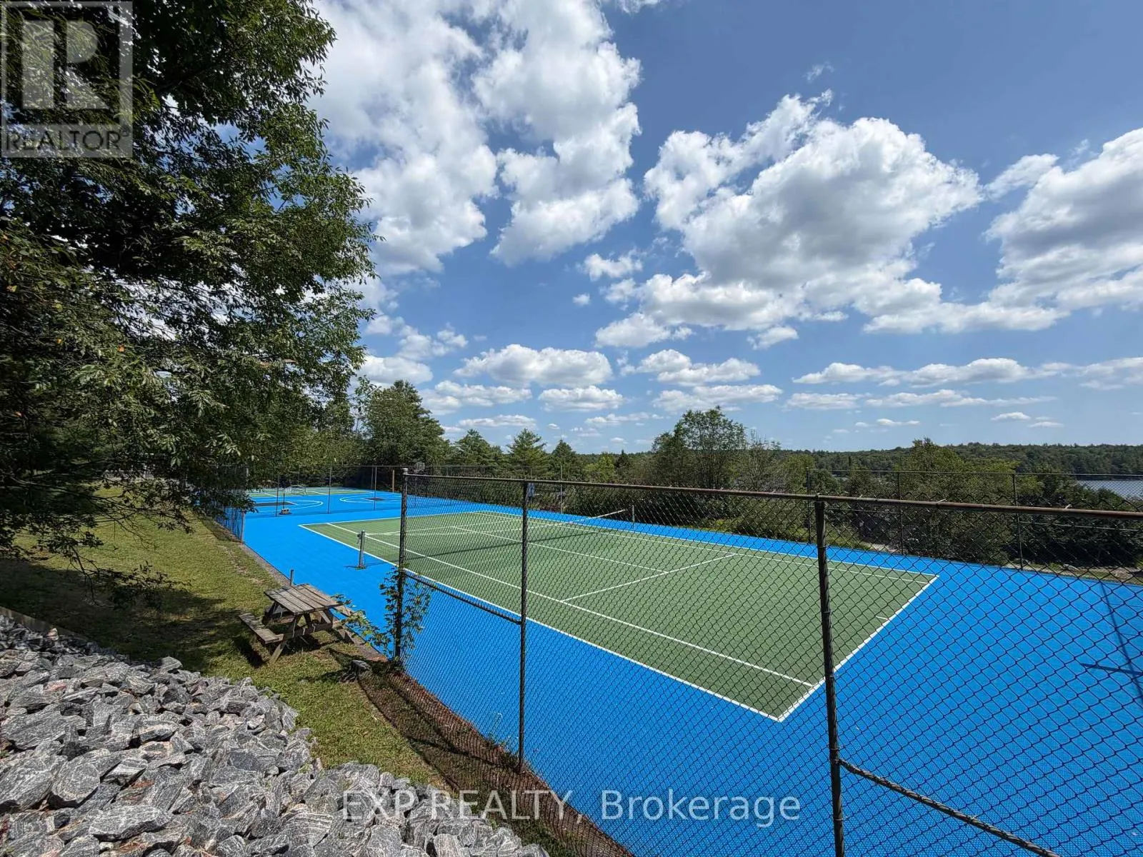740 POPLAR CRES - 1047 BONNIE LAKE CAMP ROAD