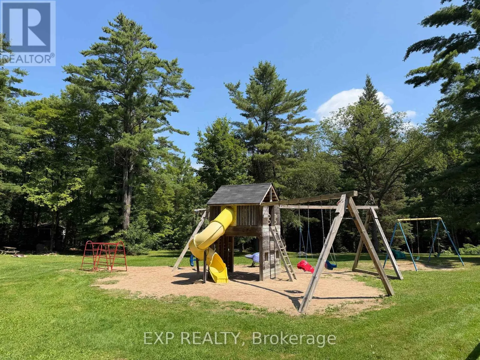 740 POPLAR CRES - 1047 BONNIE LAKE CAMP ROAD