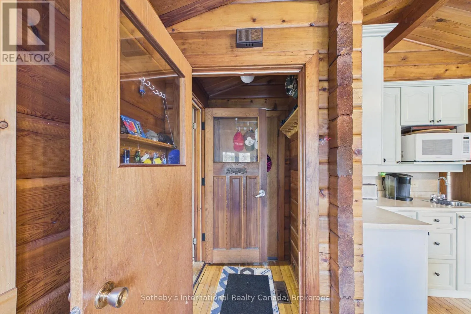 1027 SCOTT LANE