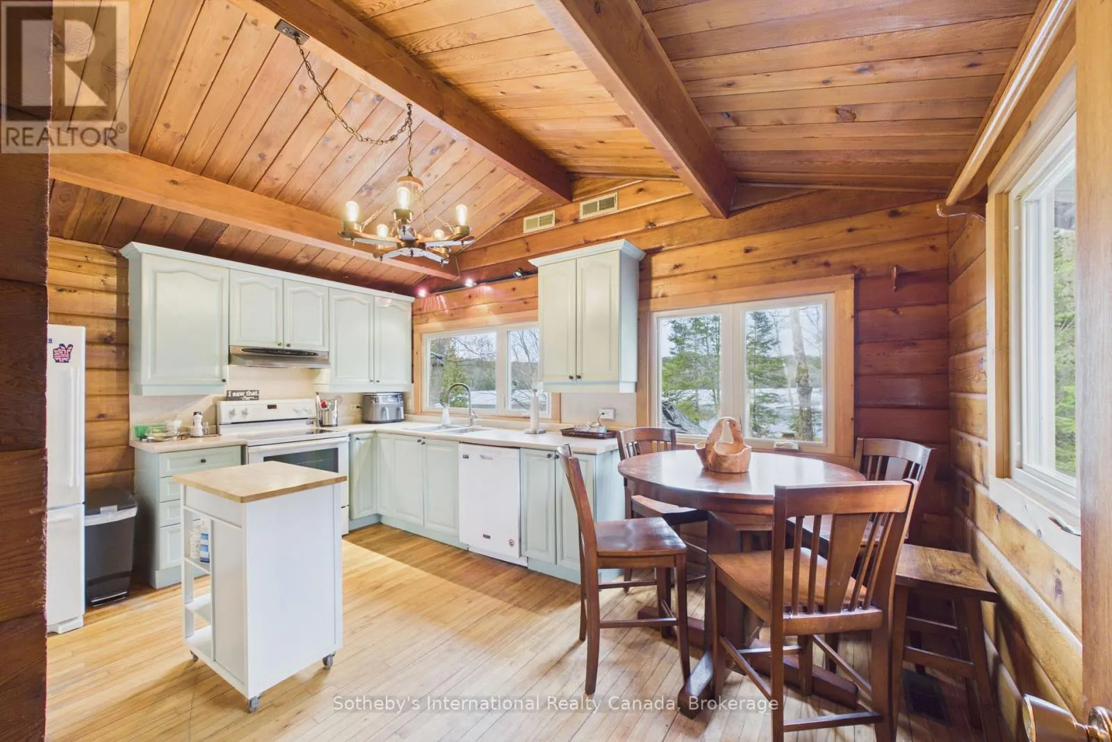 1027 SCOTT LANE