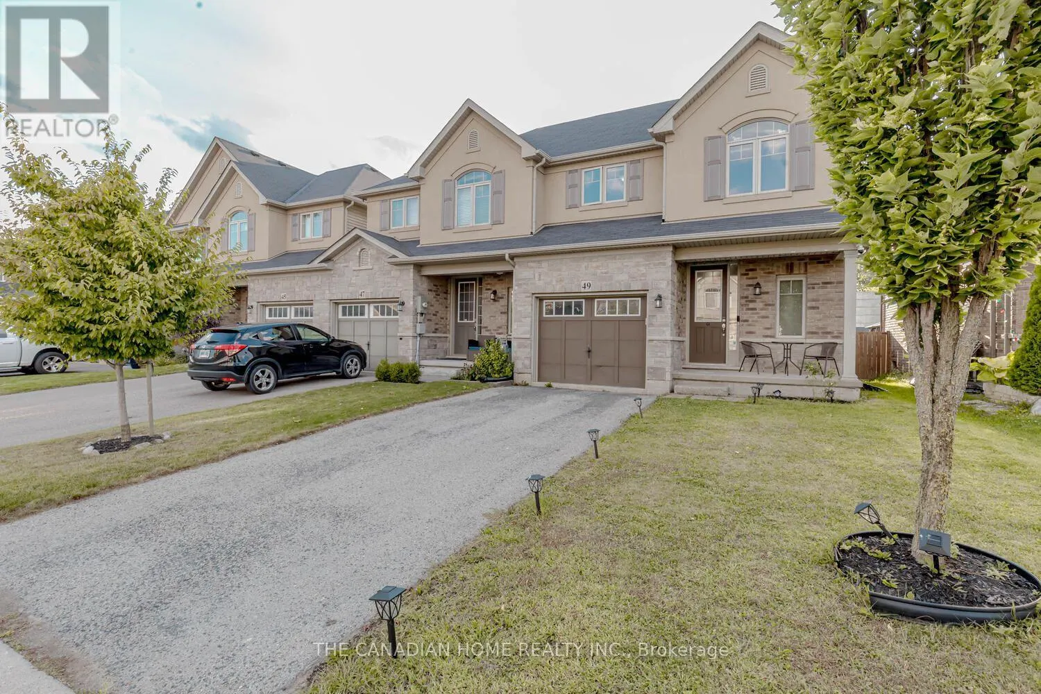 49 SEXTON CRESCENT