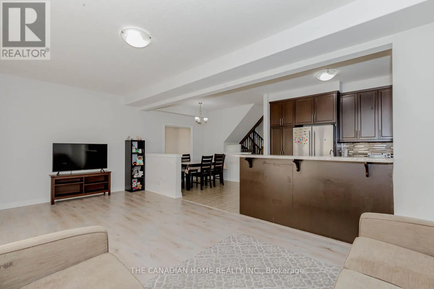 49 SEXTON CRESCENT