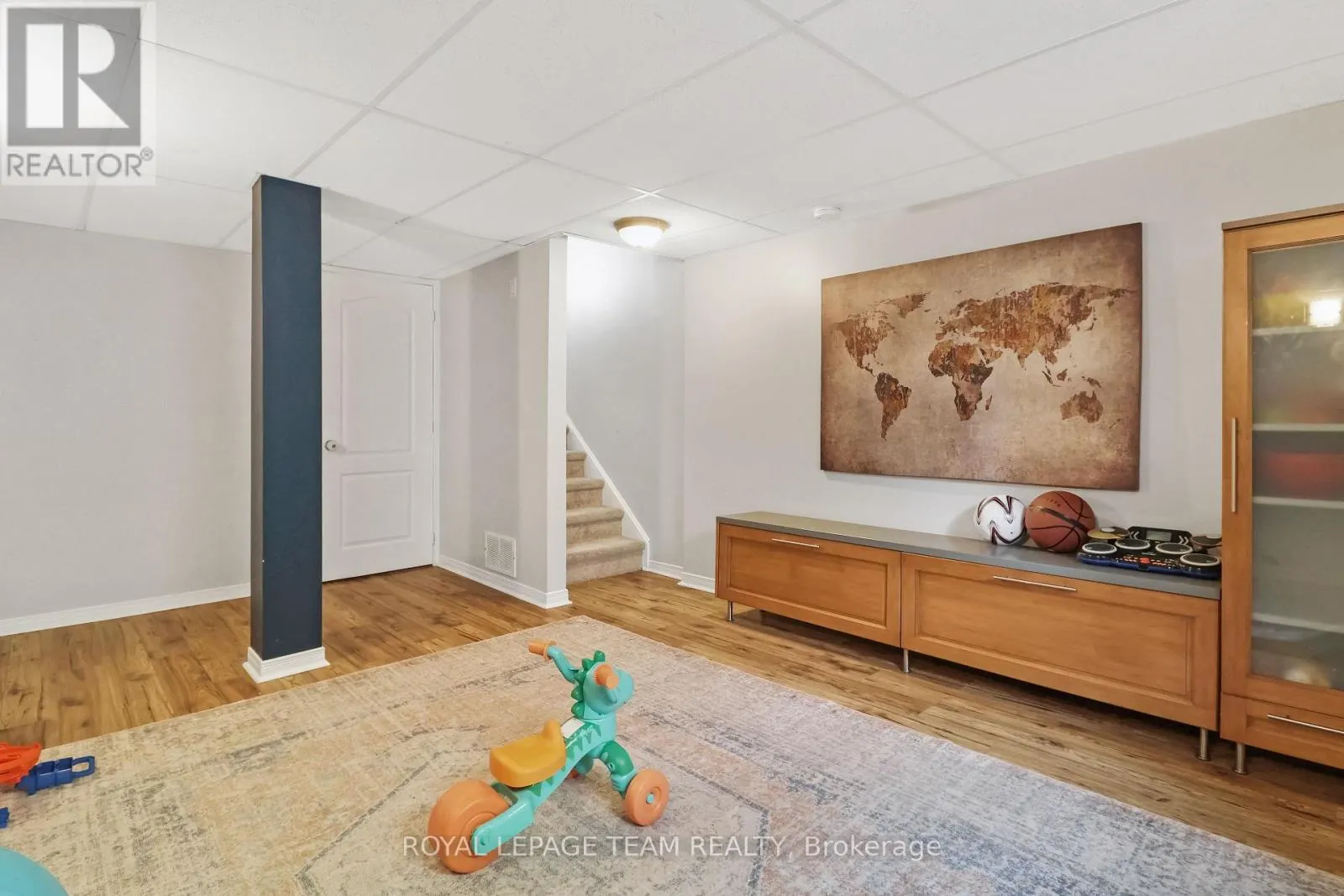 74 MILNER DOWNS CRESCENT