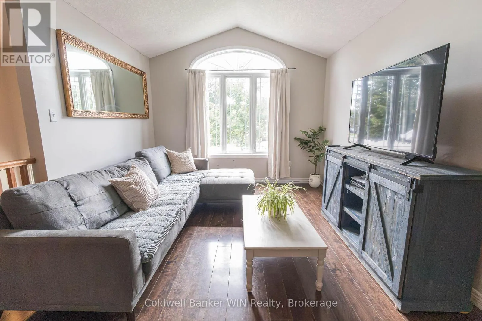 114 BELLAMY CRESCENT