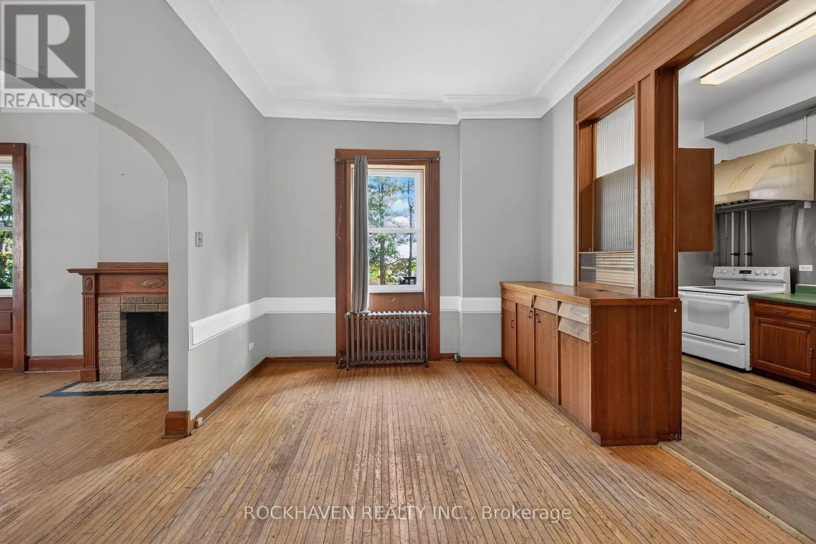 15 ST DAVID STREET W