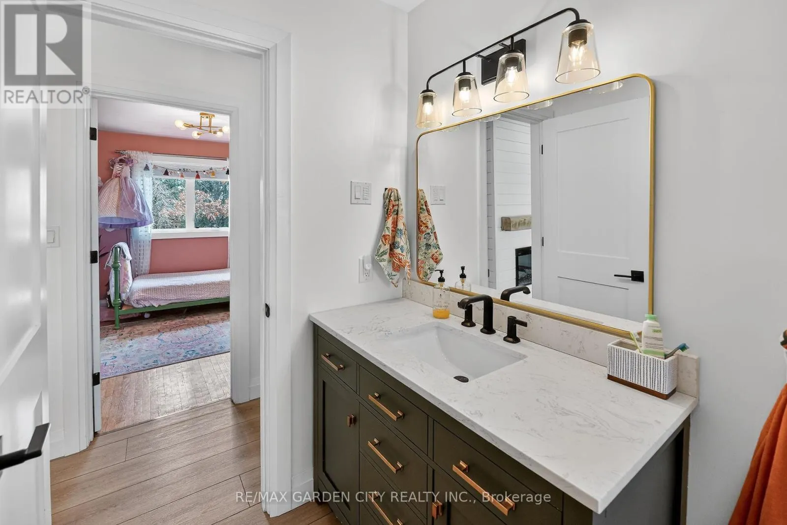 377 CANBORO ROAD