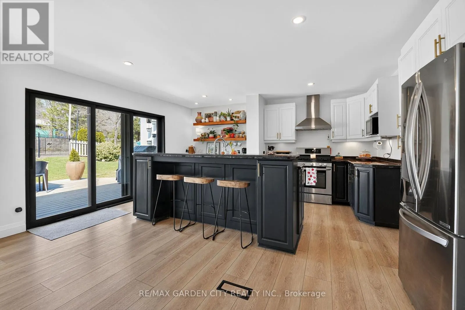 377 CANBORO ROAD