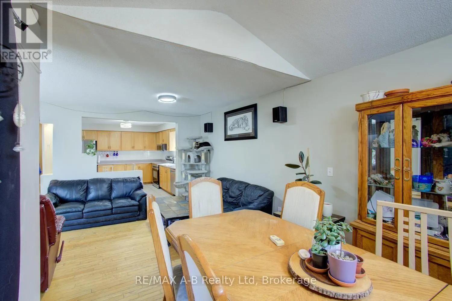 223 MELRAN DRIVE
