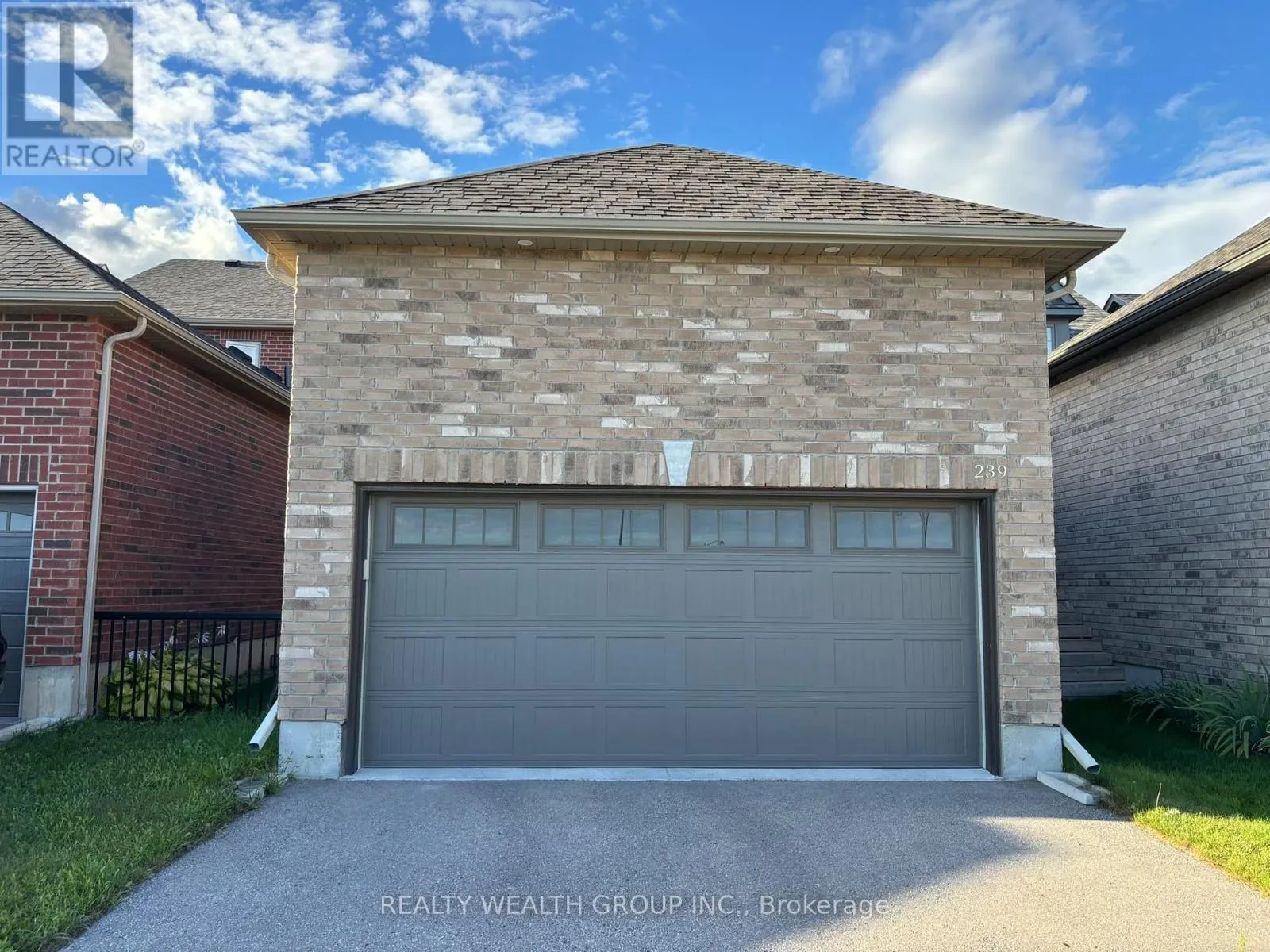 239 STRACHAN STREET
