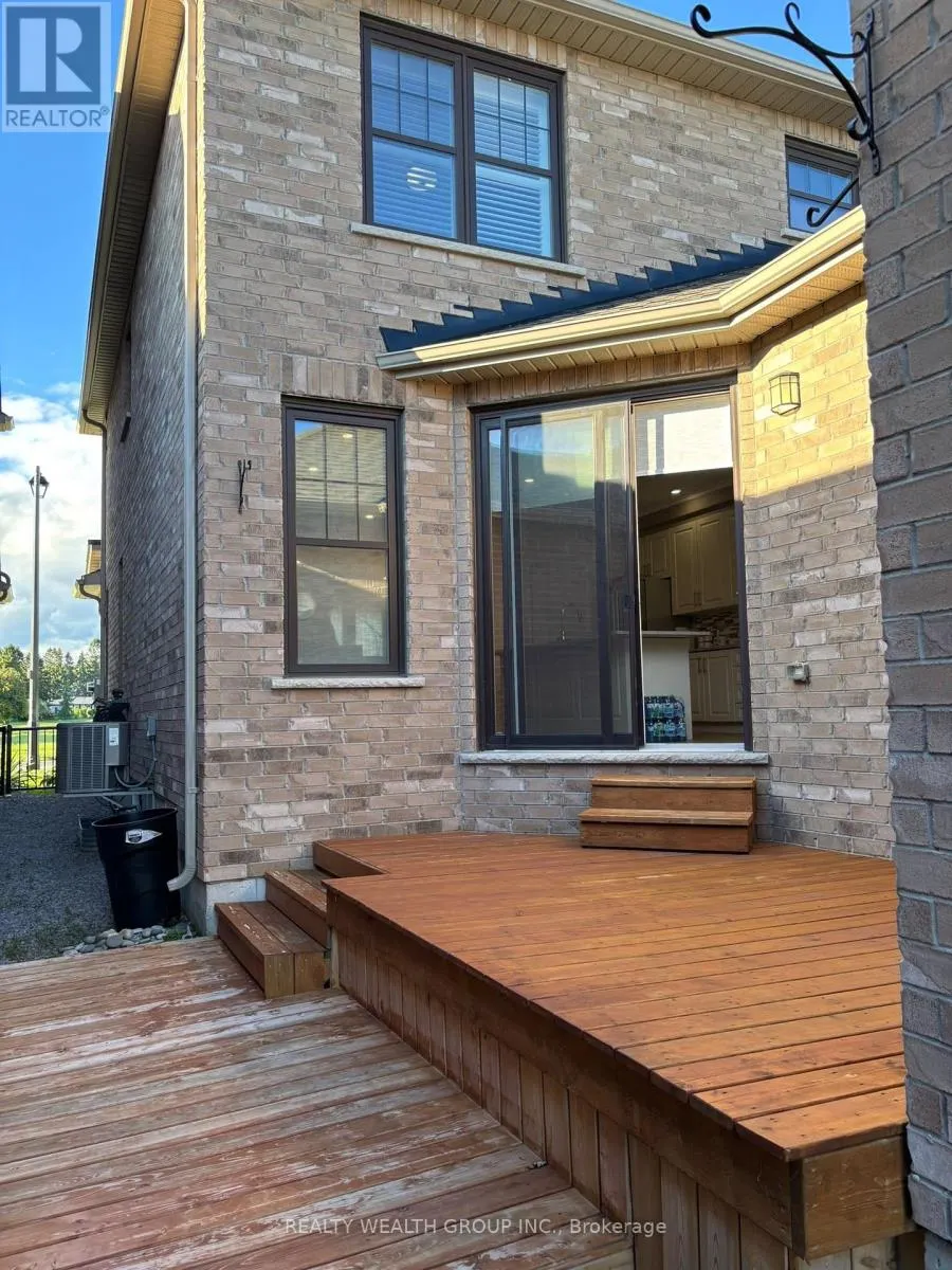 239 STRACHAN STREET