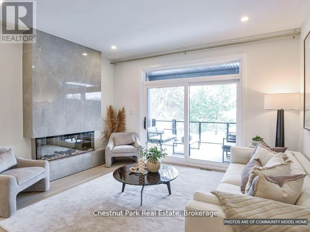 18 PINE NEEDLE WAY