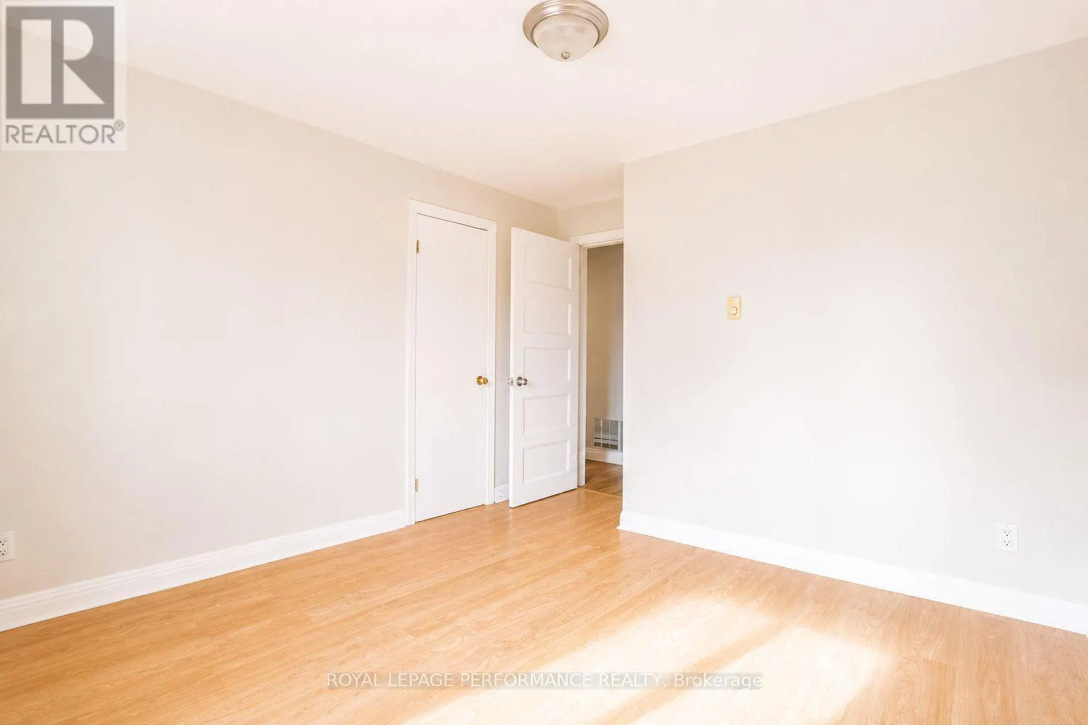 332 CATHERINE STREET