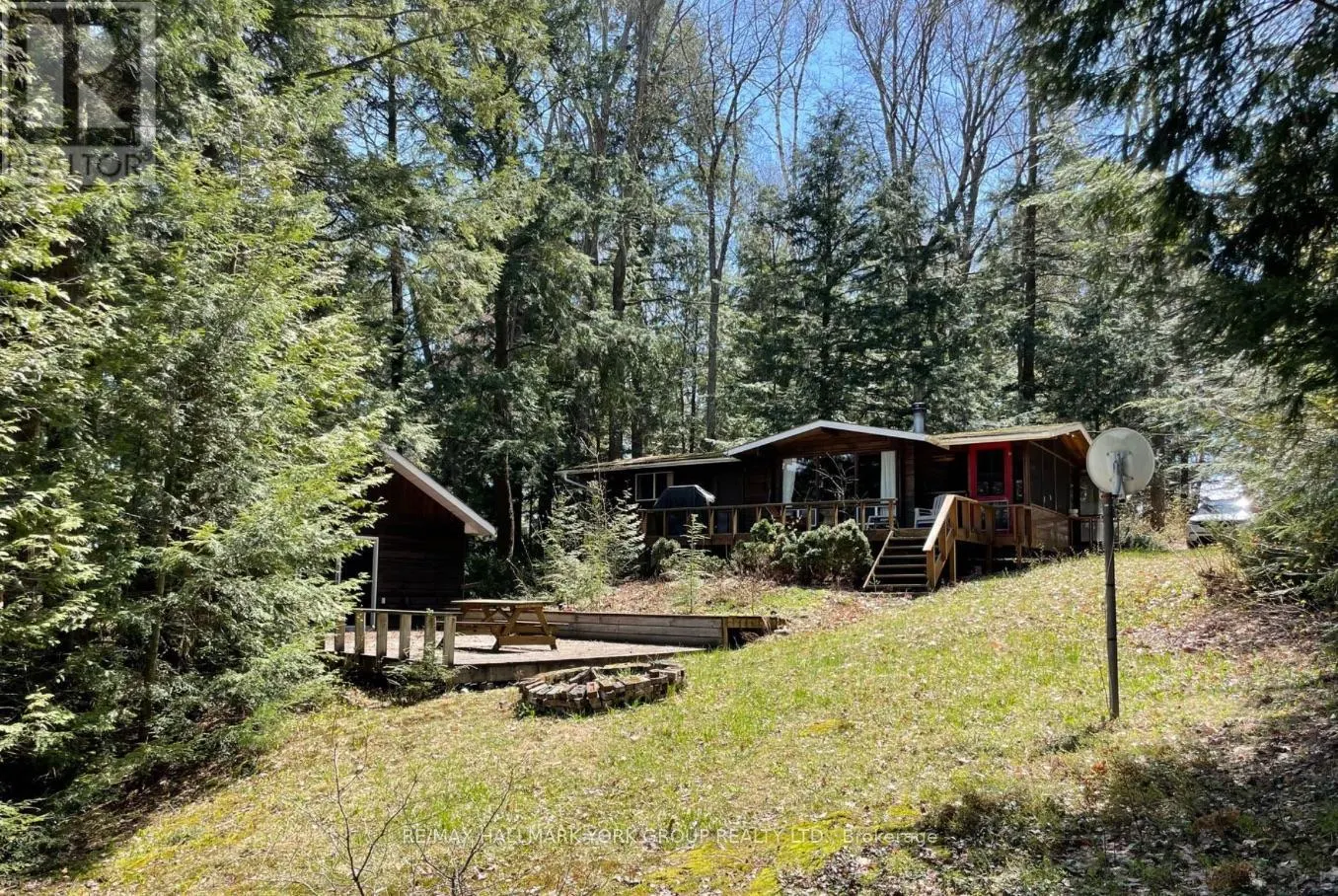41 MAUREEN DRIVE