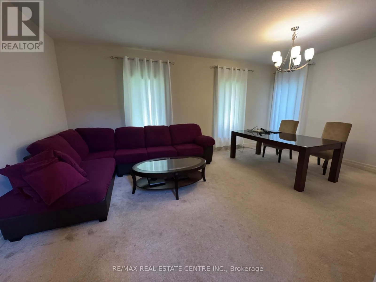 32 HODGSON DRIVE