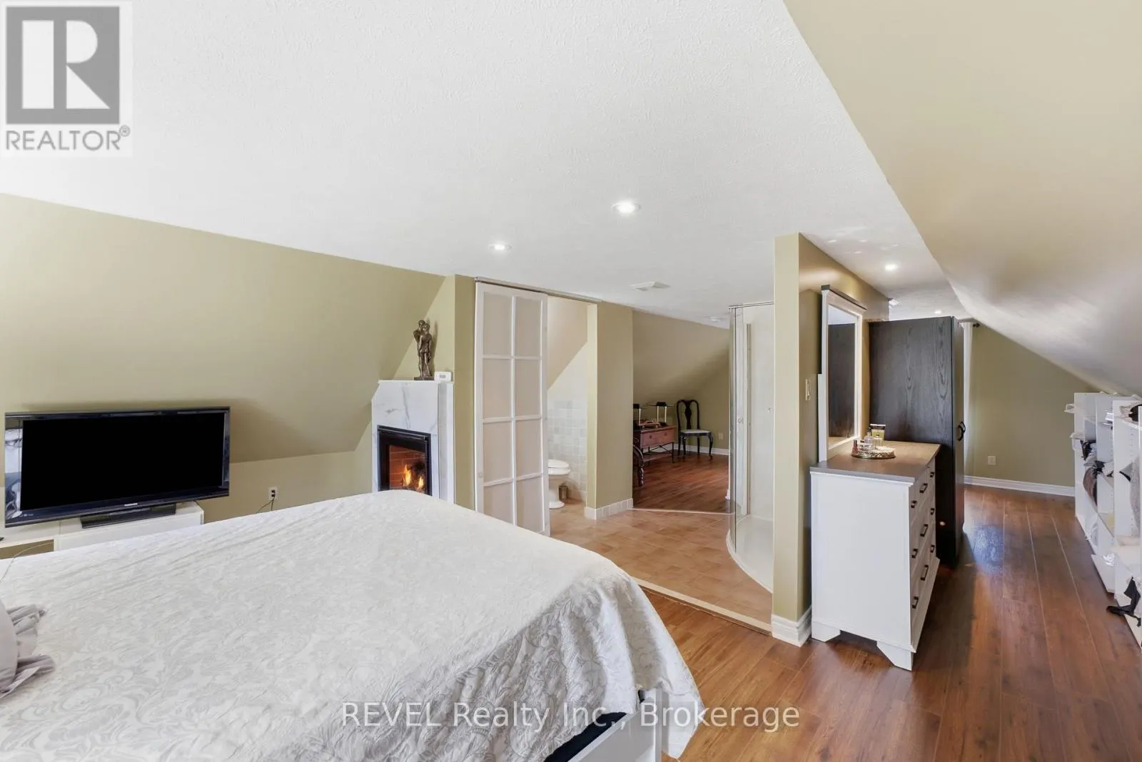 1055 BURGER ROAD