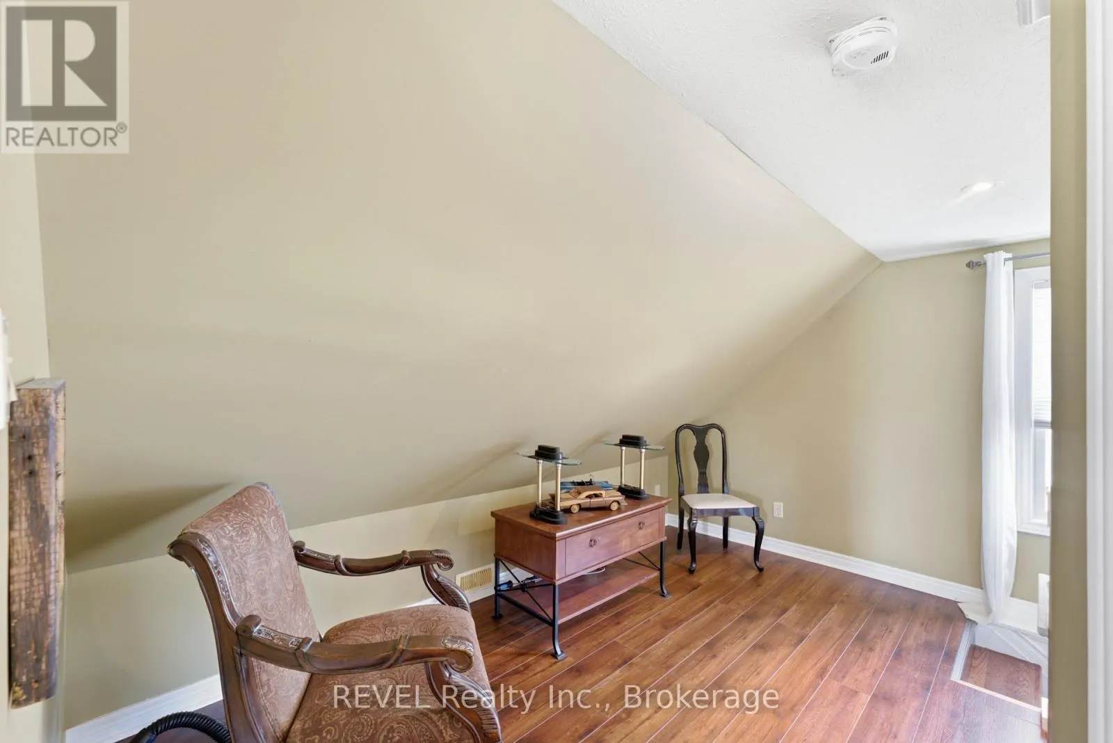 1055 BURGER ROAD