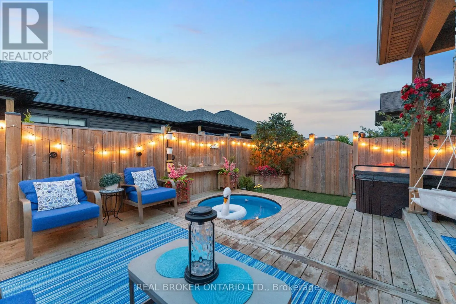 98 WOODBERRY CRESCENT