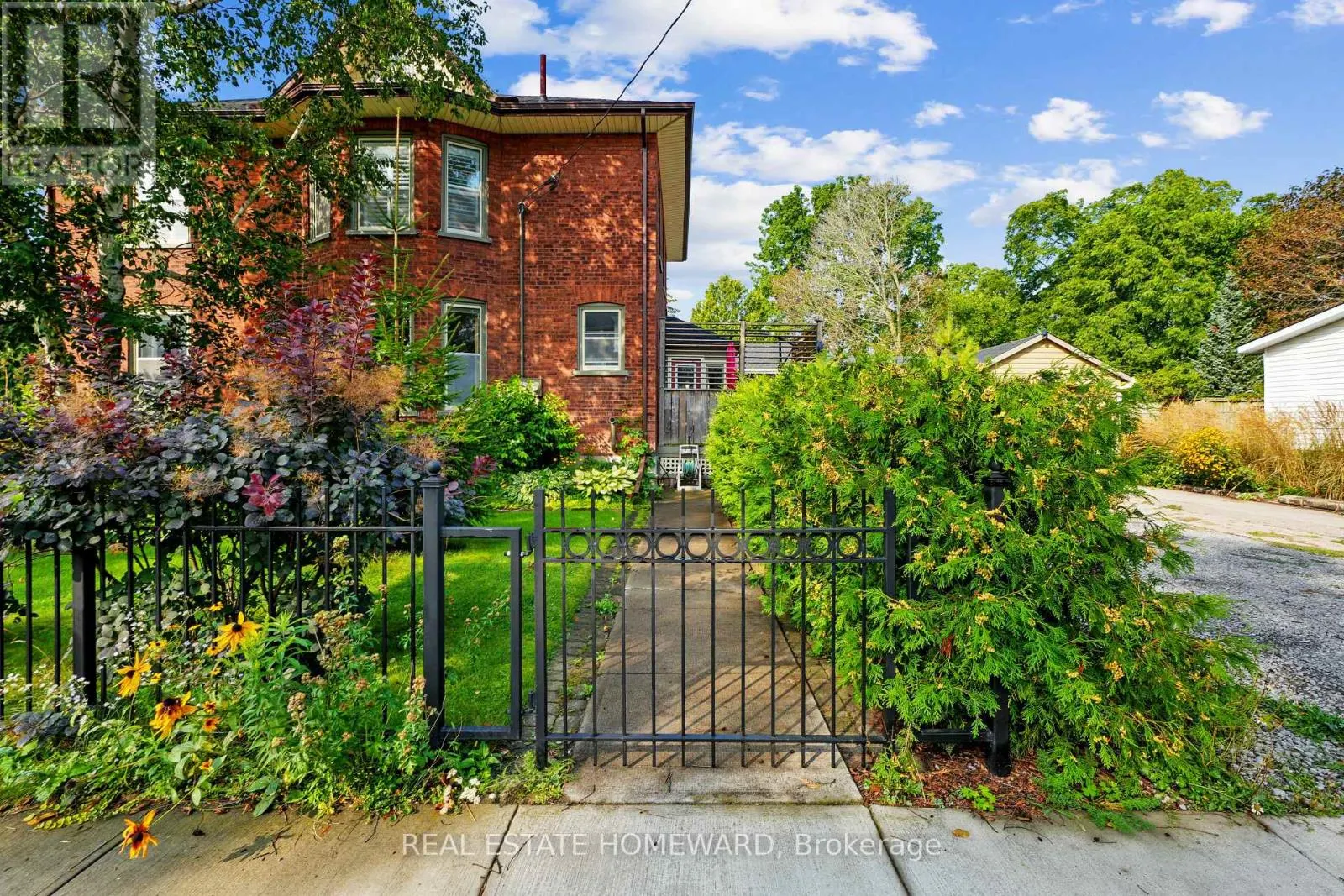 96 JAMES STREET W