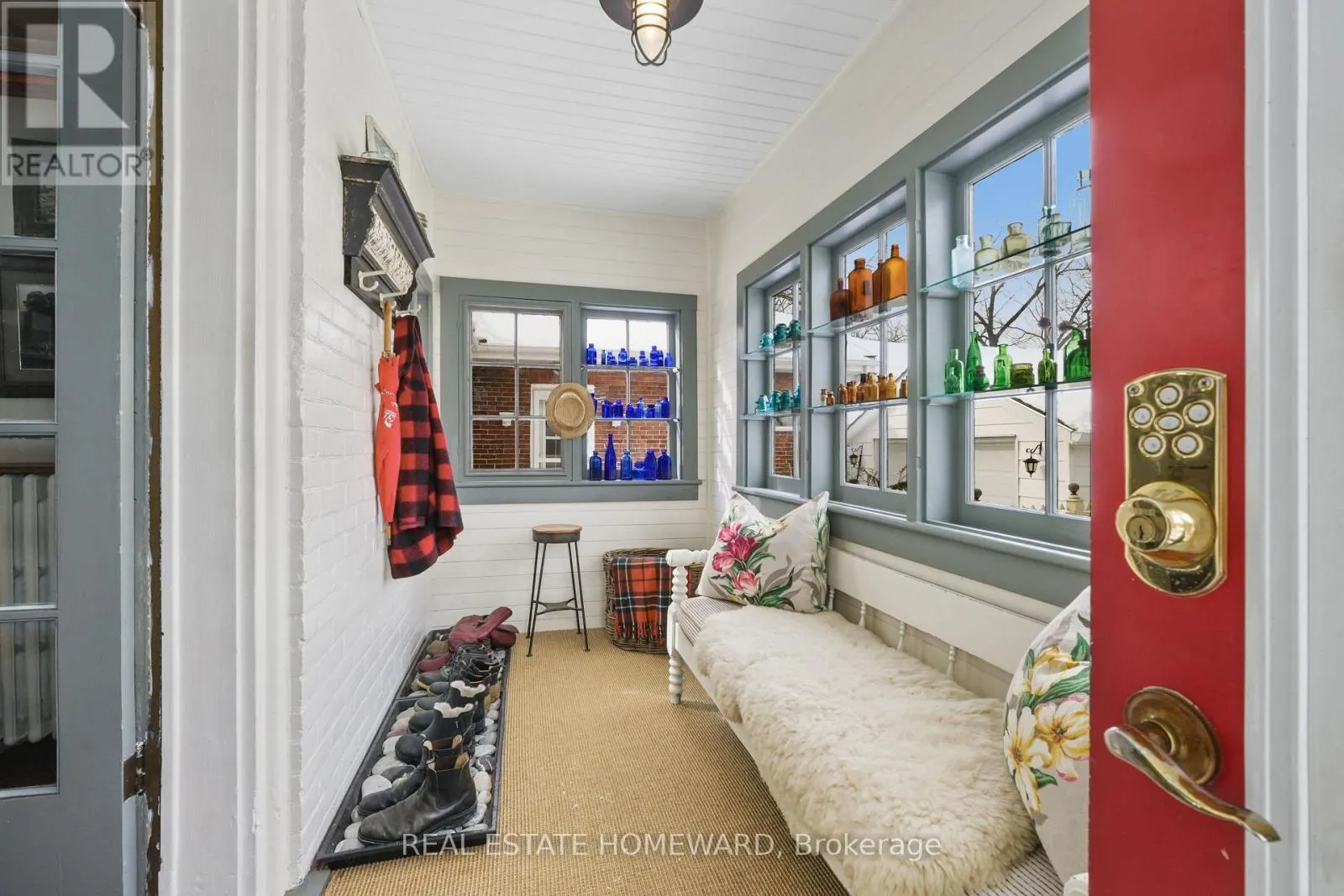 96 JAMES STREET W