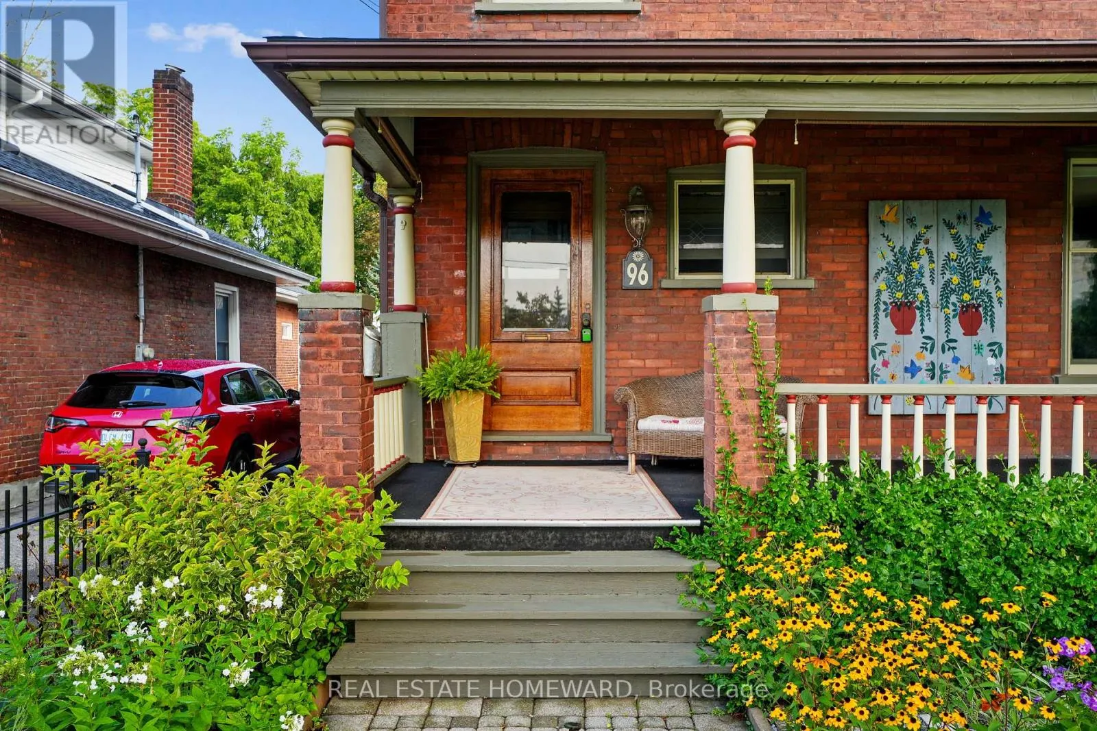 96 JAMES STREET W