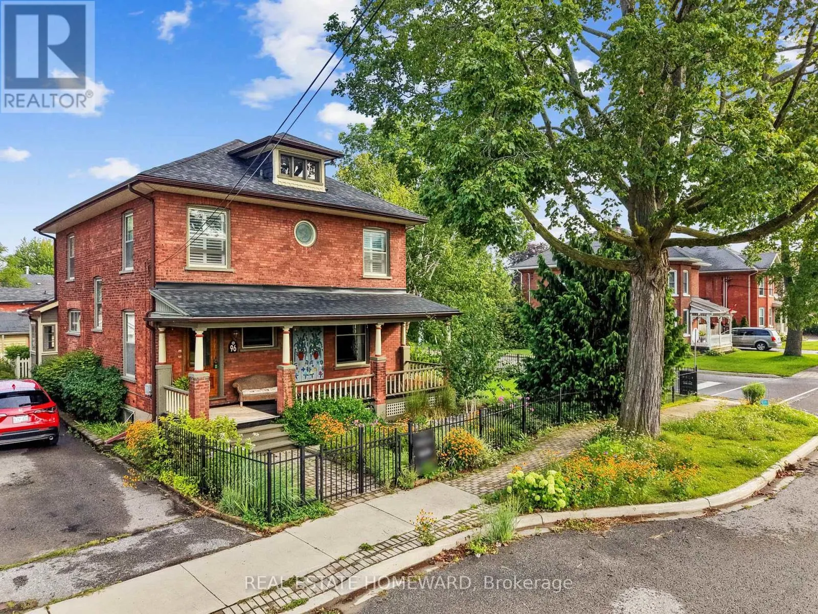 96 JAMES STREET W