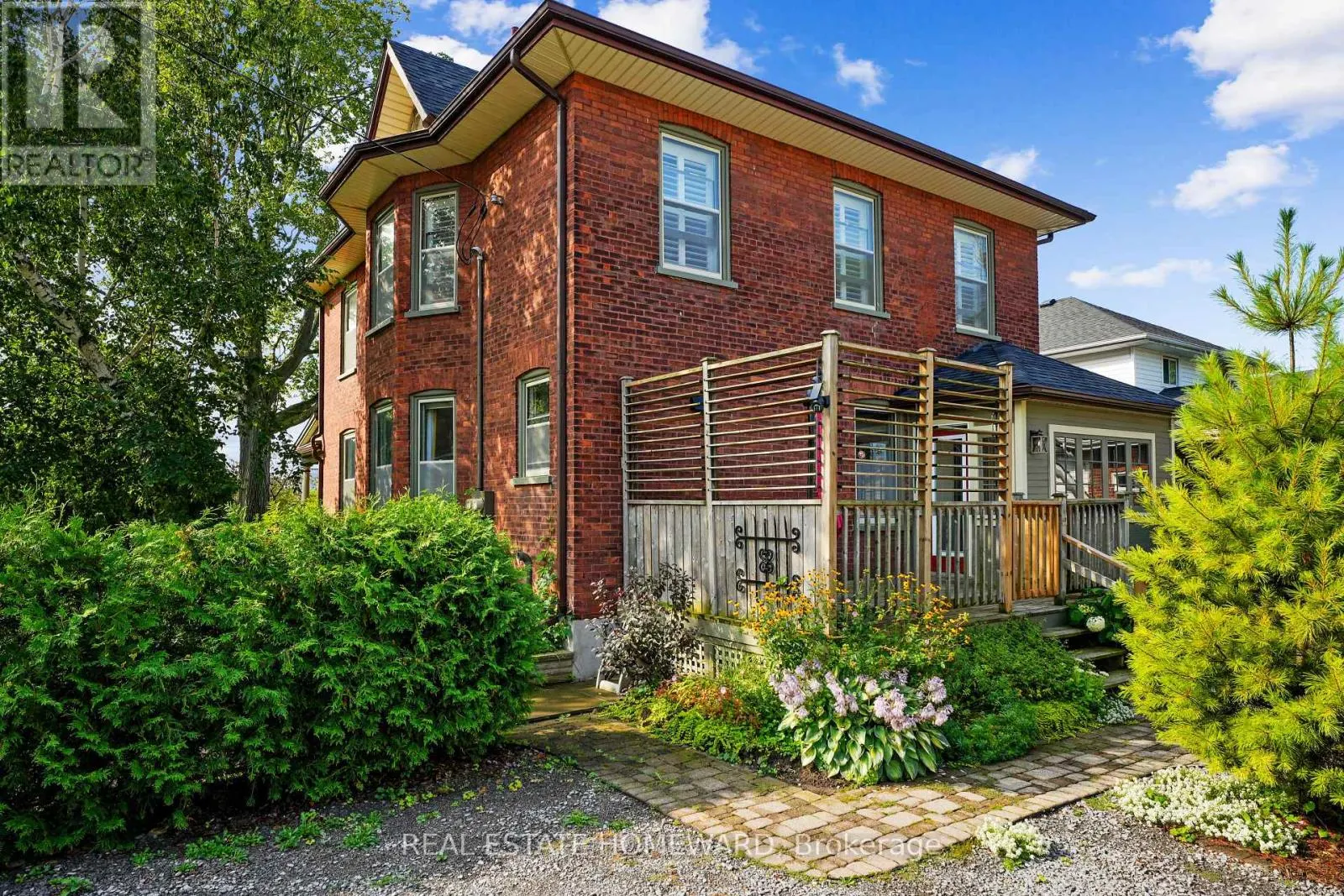 96 JAMES STREET W