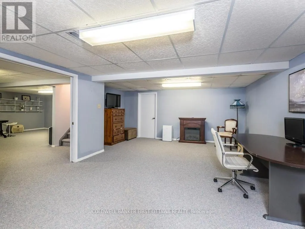12 KITTANSETT COURT