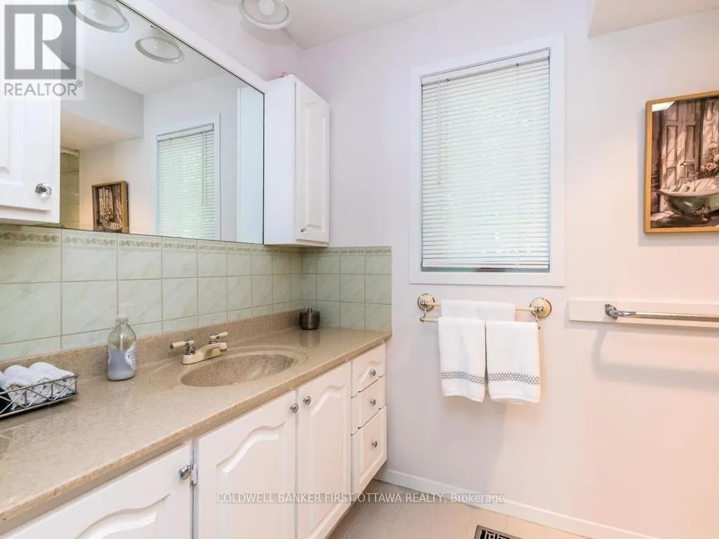 12 KITTANSETT COURT