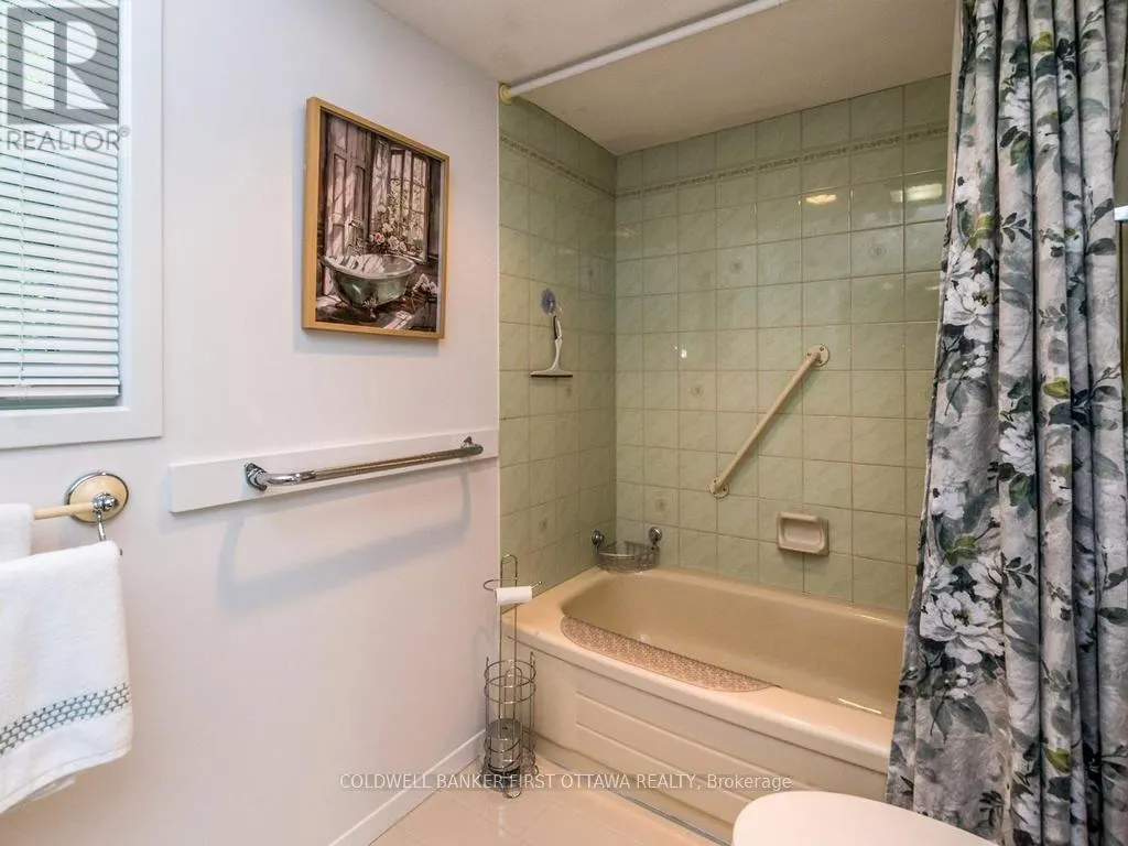 12 KITTANSETT COURT