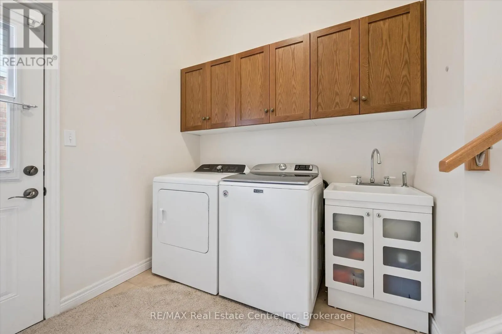 556 BLACK STREET