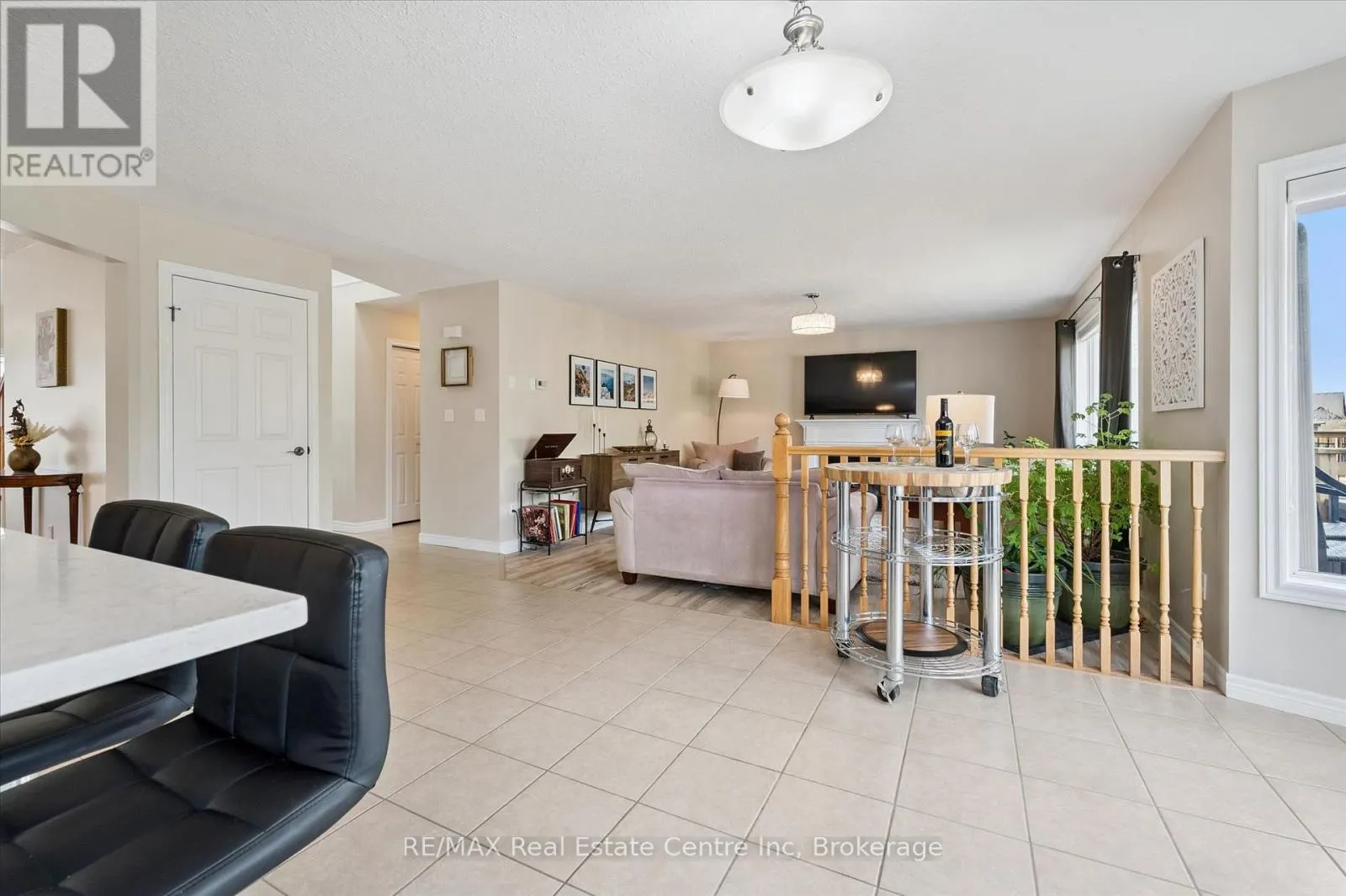 556 BLACK STREET