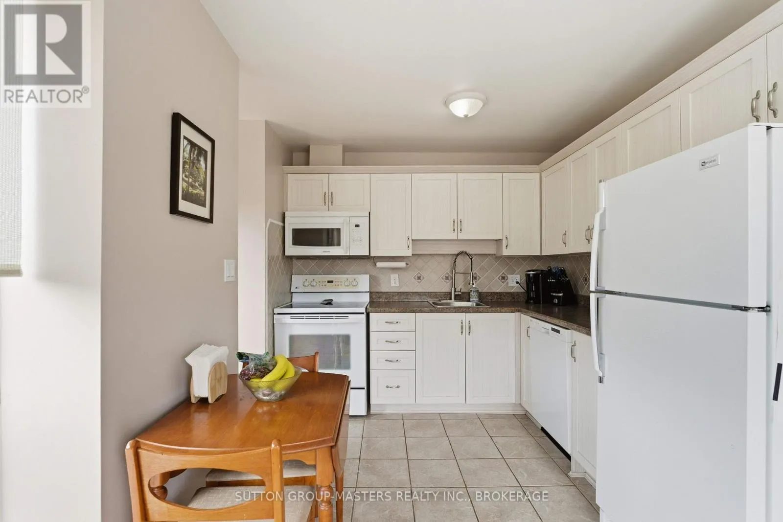 204 - 130 WRIGHT CRESCENT #204
