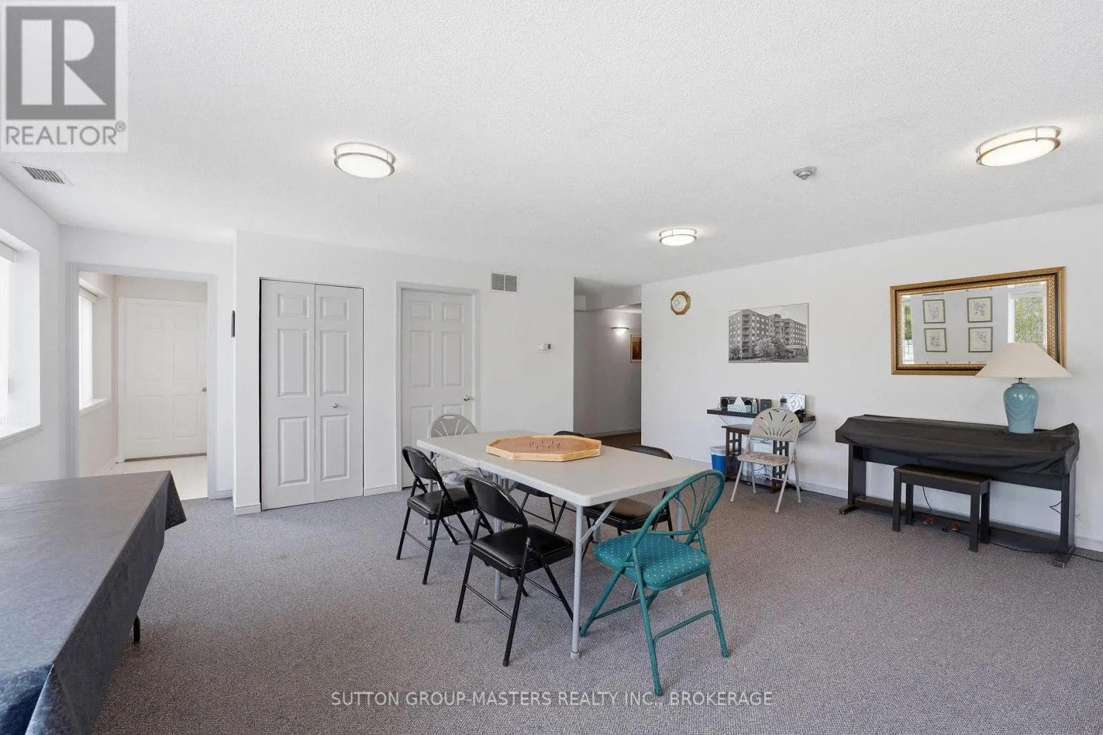 204 - 130 WRIGHT CRESCENT #204