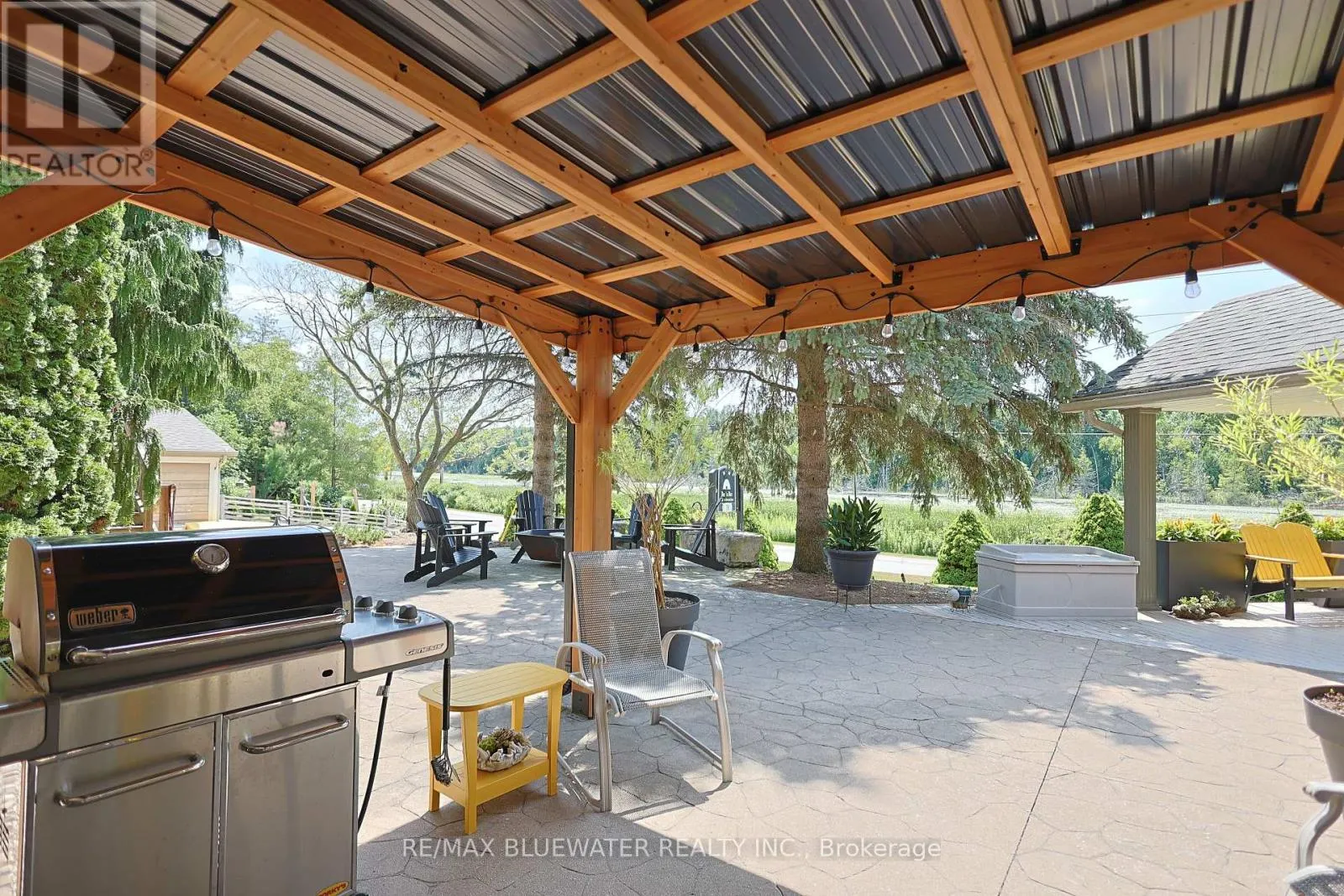 7196 OUTER DRIVE