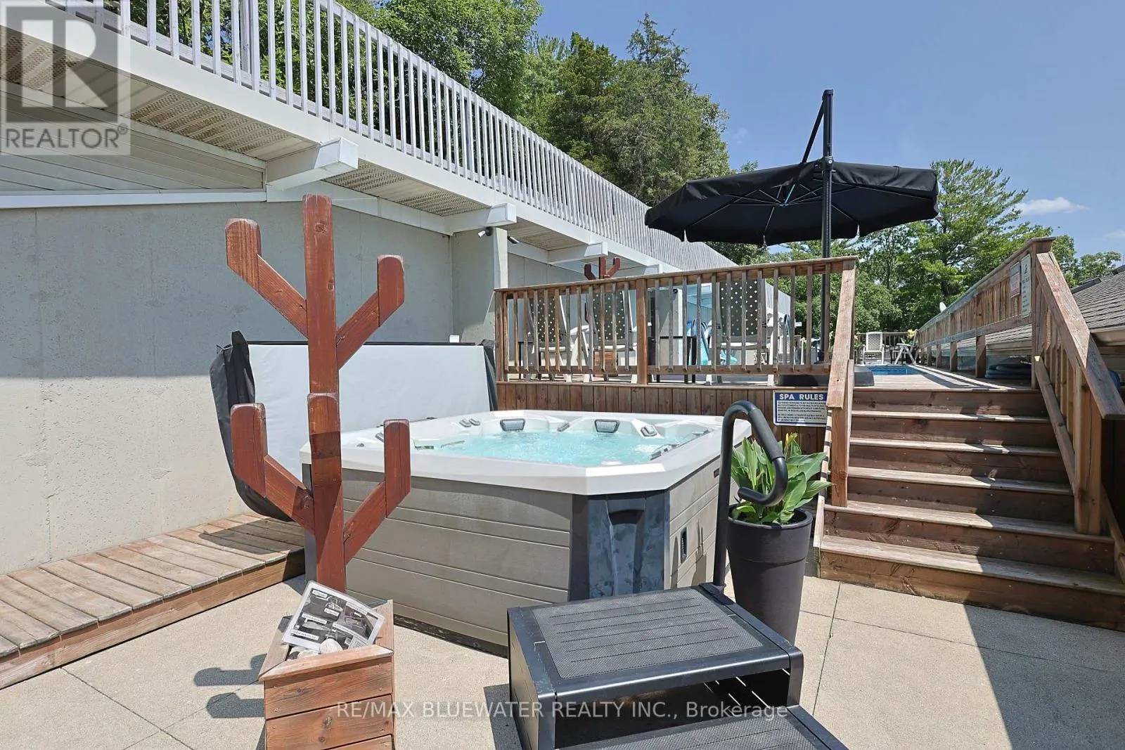 7196 OUTER DRIVE