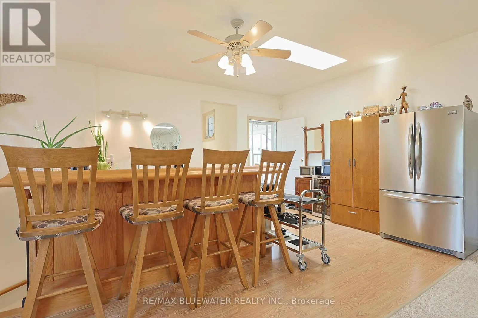 7196 OUTER DRIVE