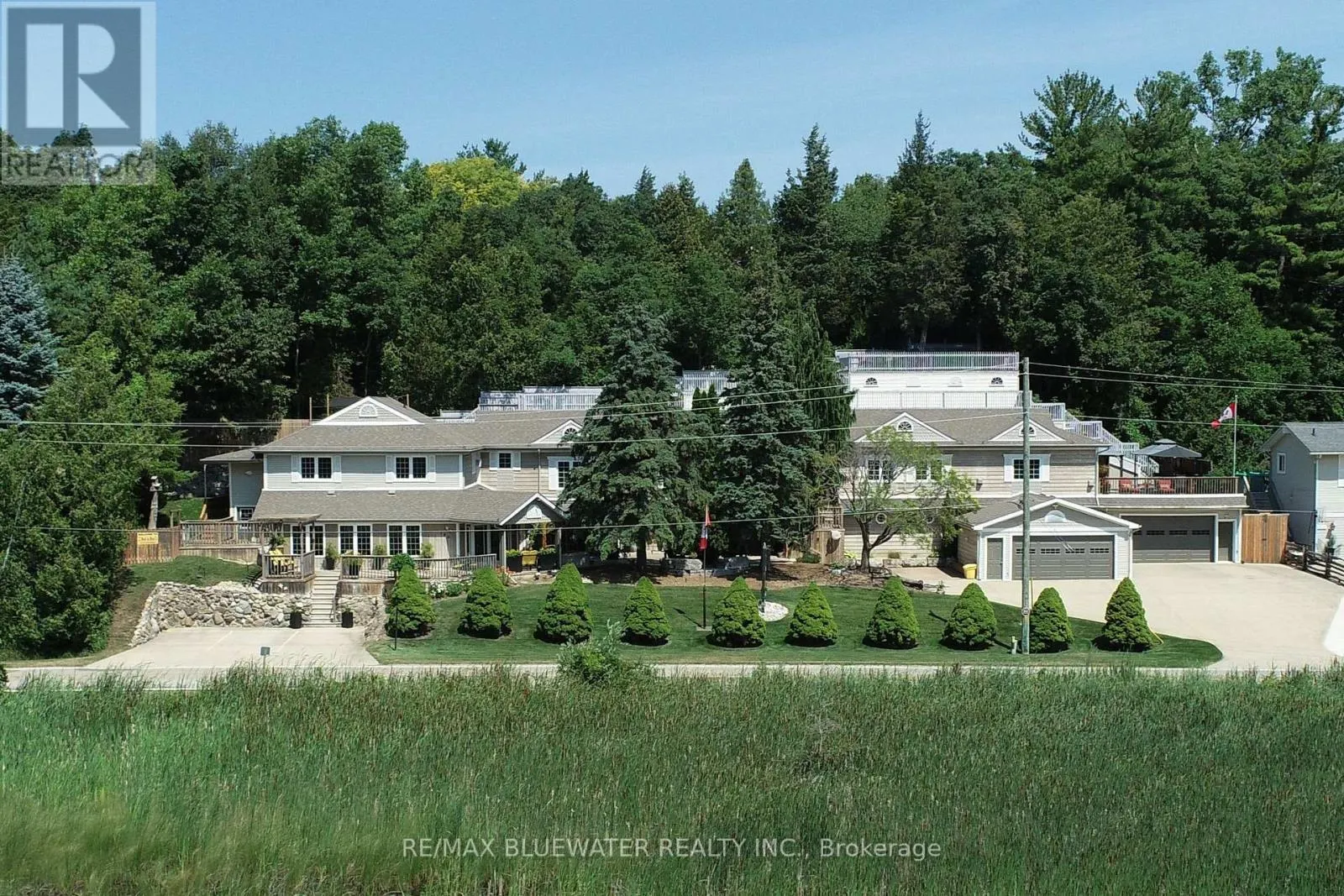7196 OUTER DRIVE