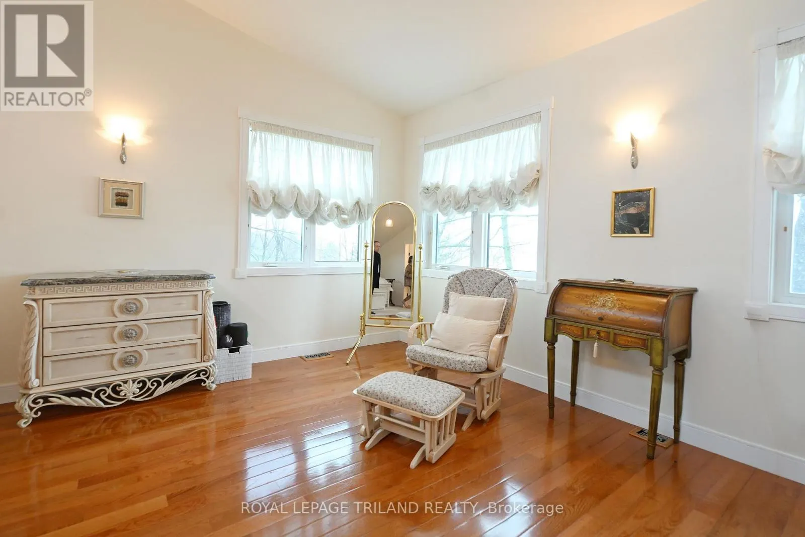 7570 TALBOT TRAIL