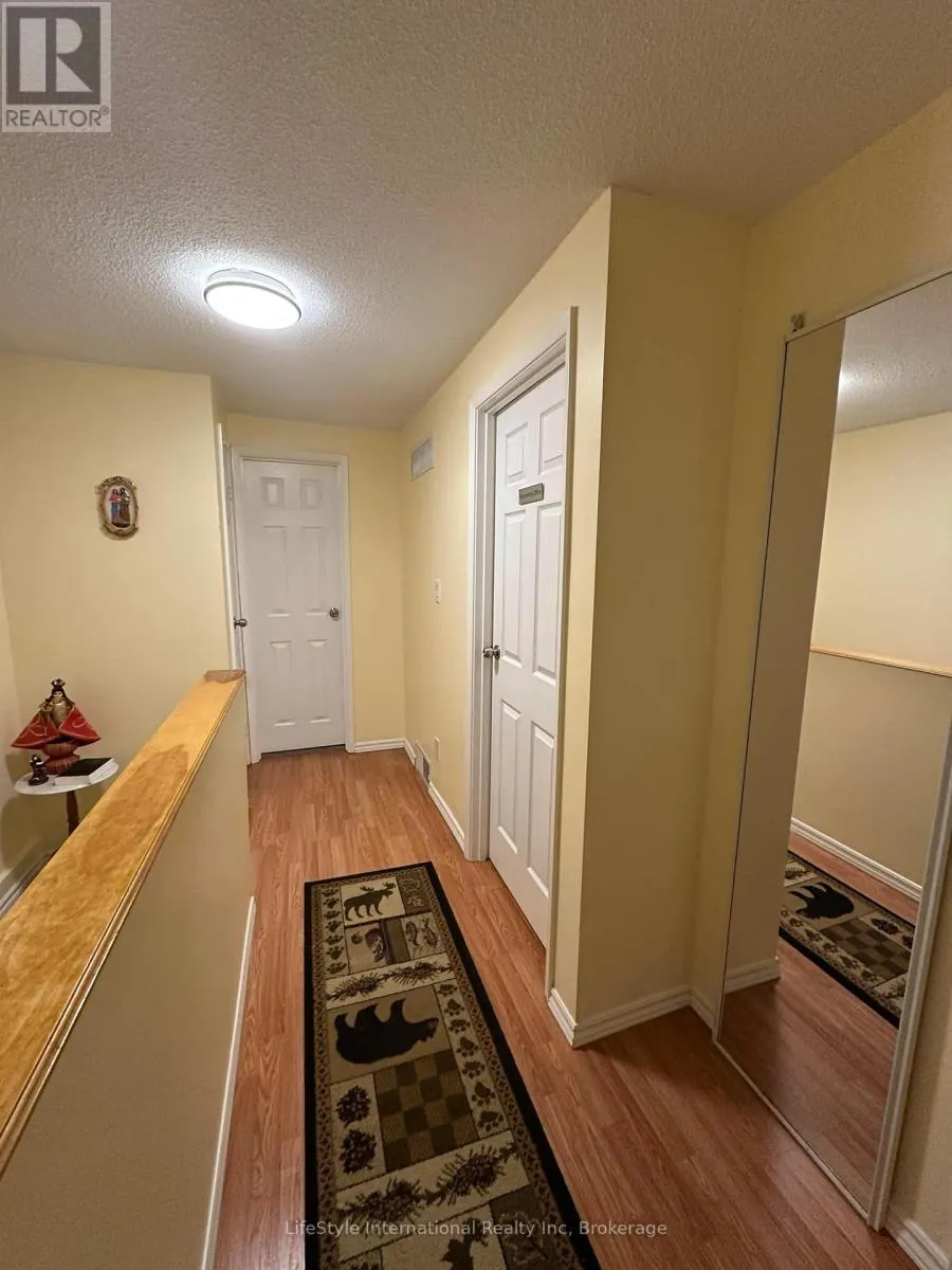 4 - 5982 DUNN STREET #4